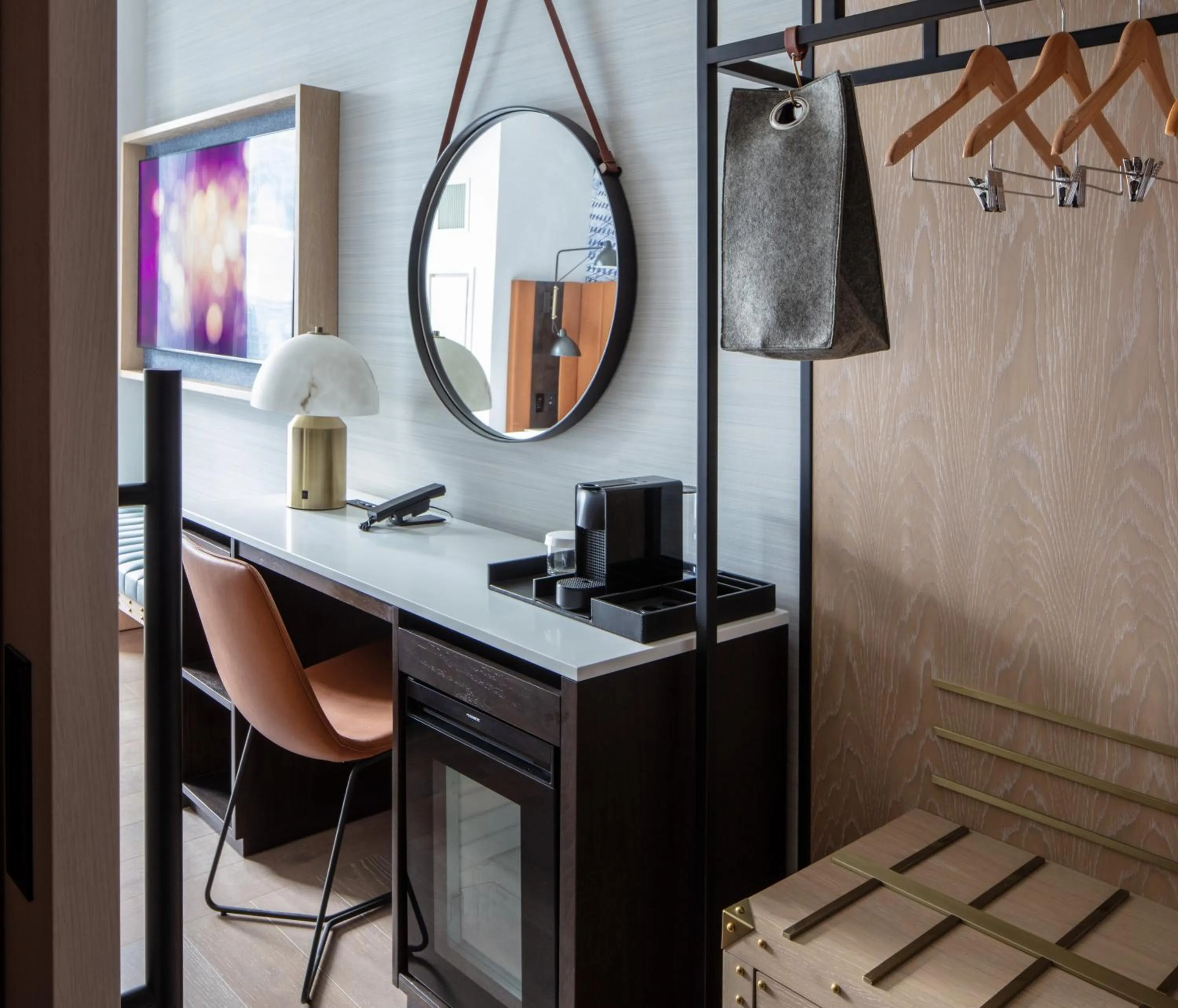 hair dresser in Tempo By Hilton New York Times Square