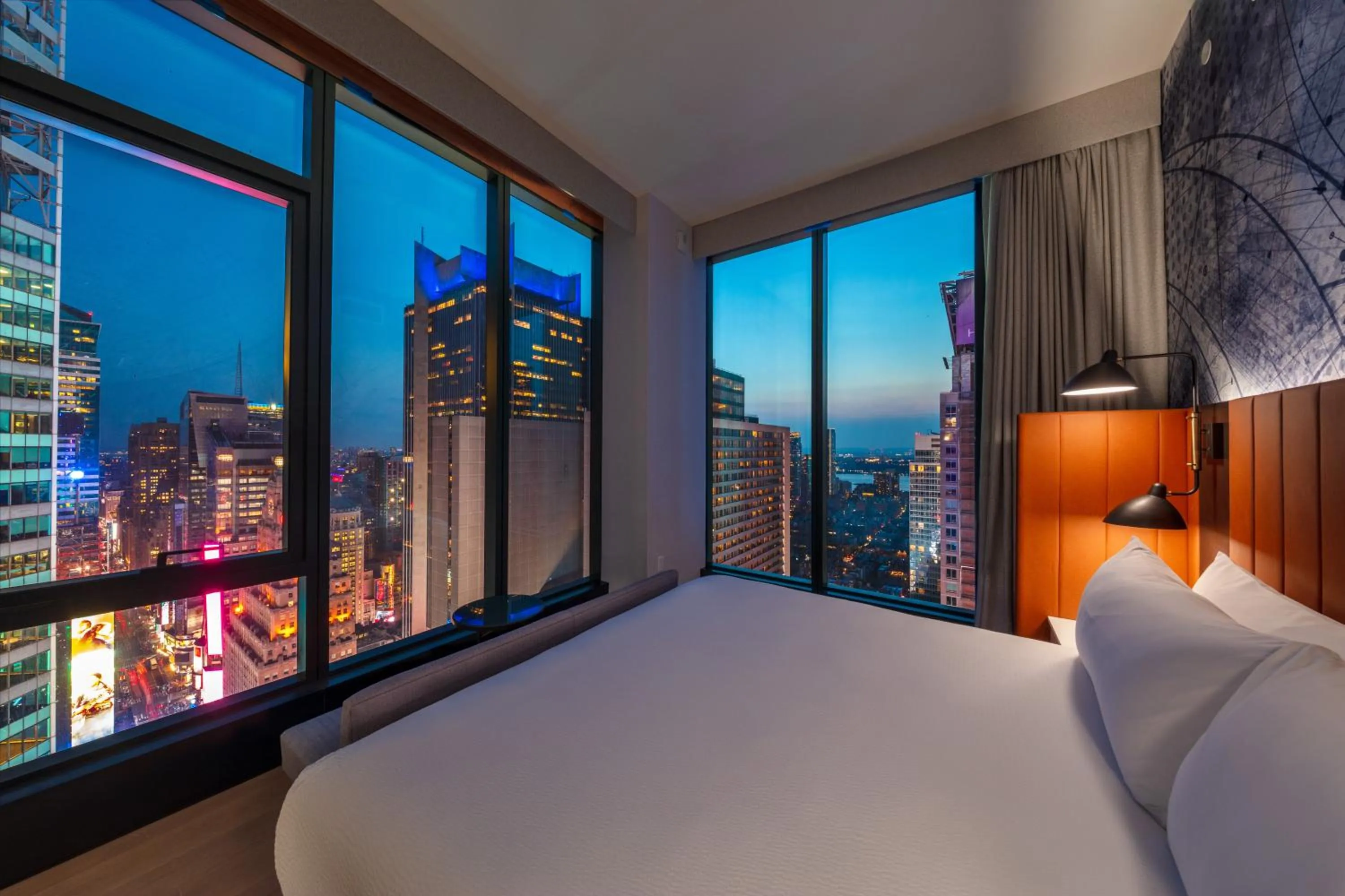 Bed in Tempo By Hilton New York Times Square