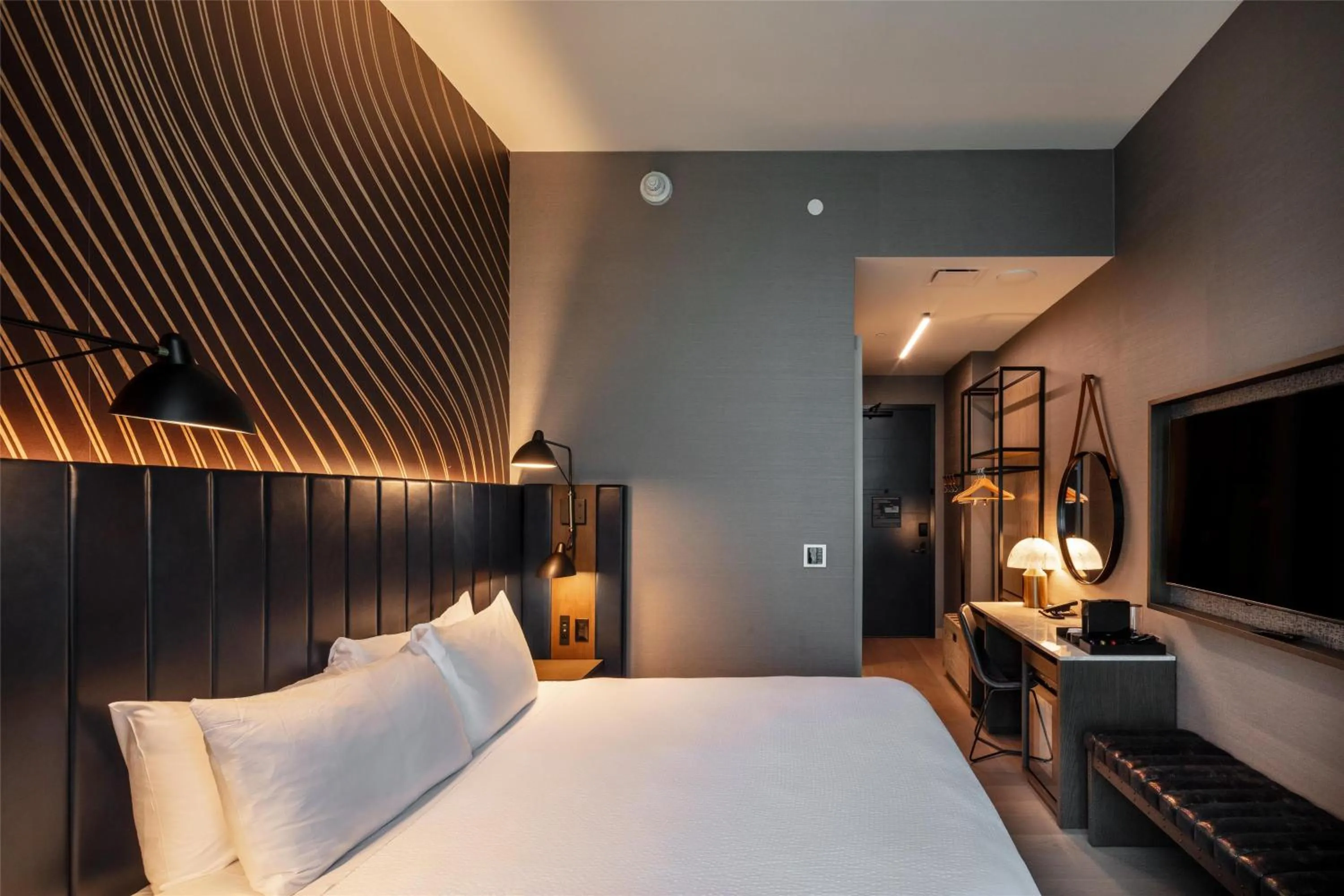 Bed in Tempo By Hilton New York Times Square