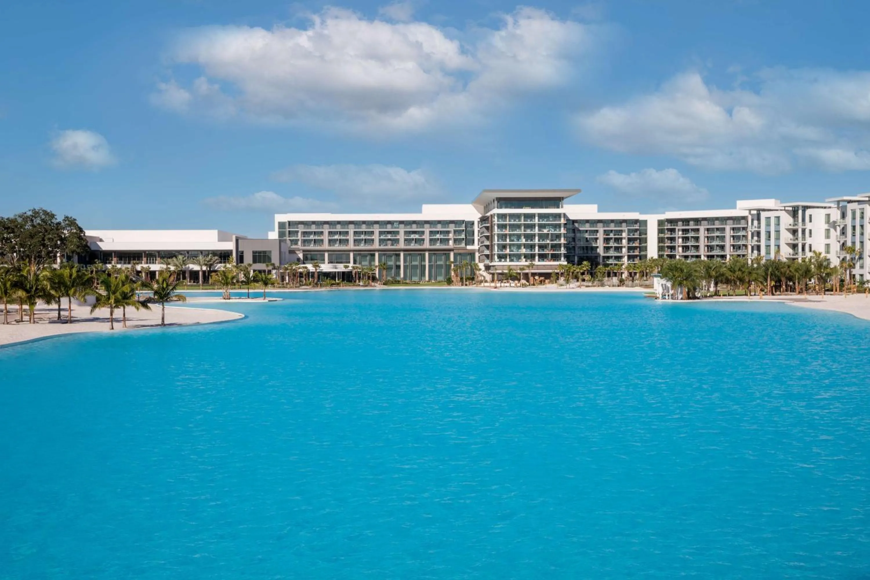 Property building in Conrad Orlando