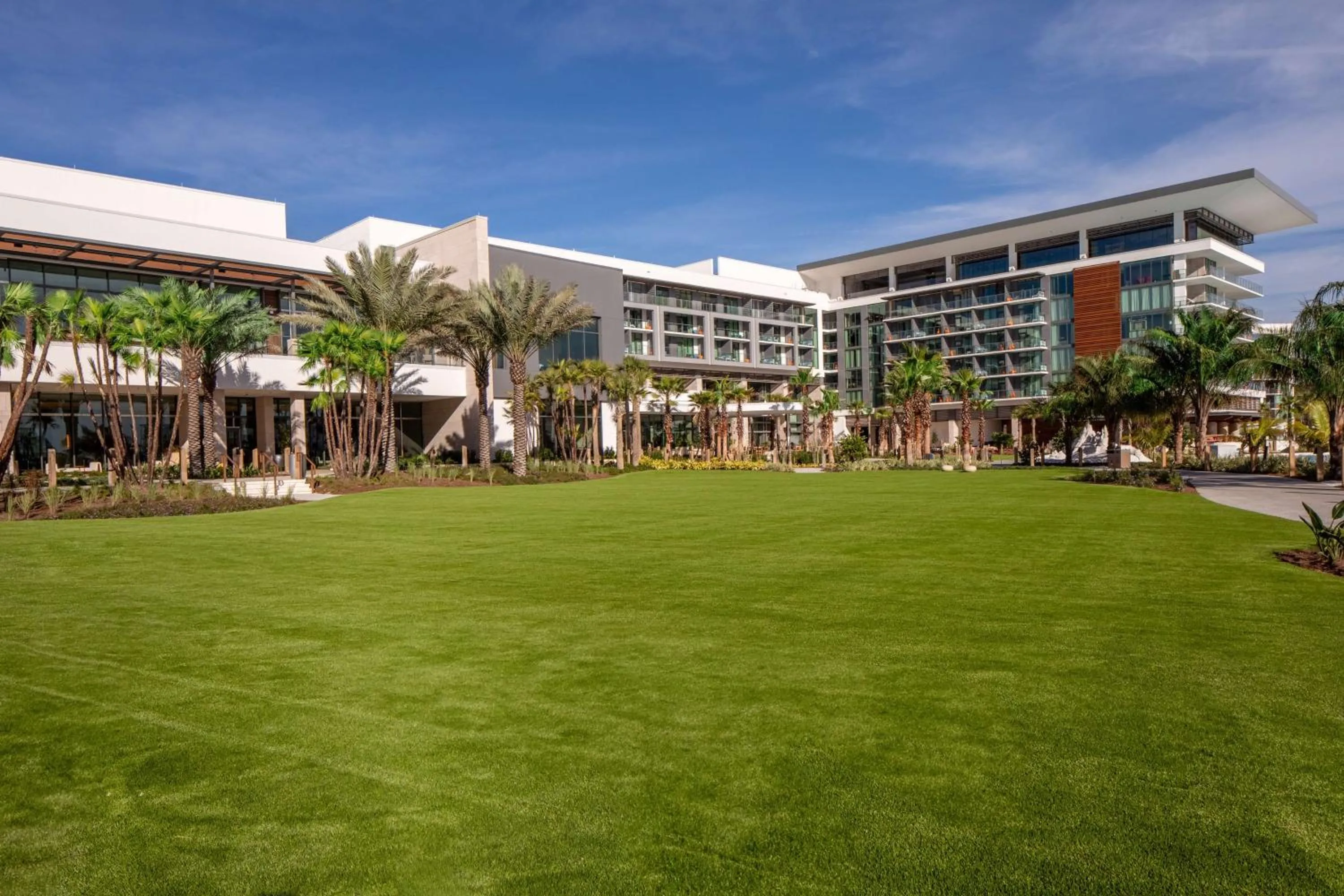 Inner courtyard view in Conrad Orlando