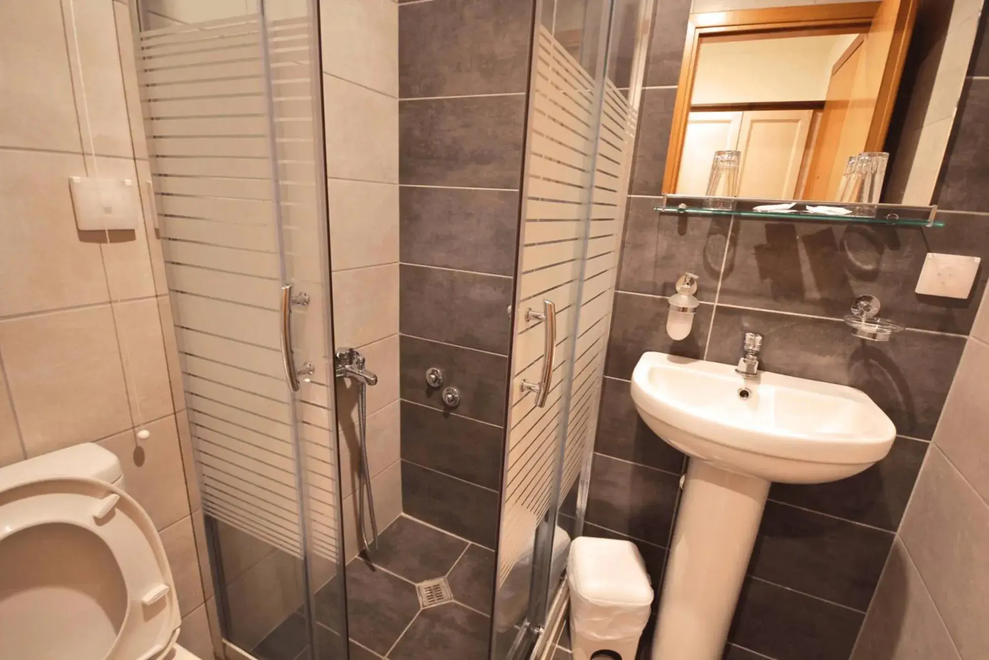 Twin Room in Mirabello Hotel Twin Room in Mirabello Hotel