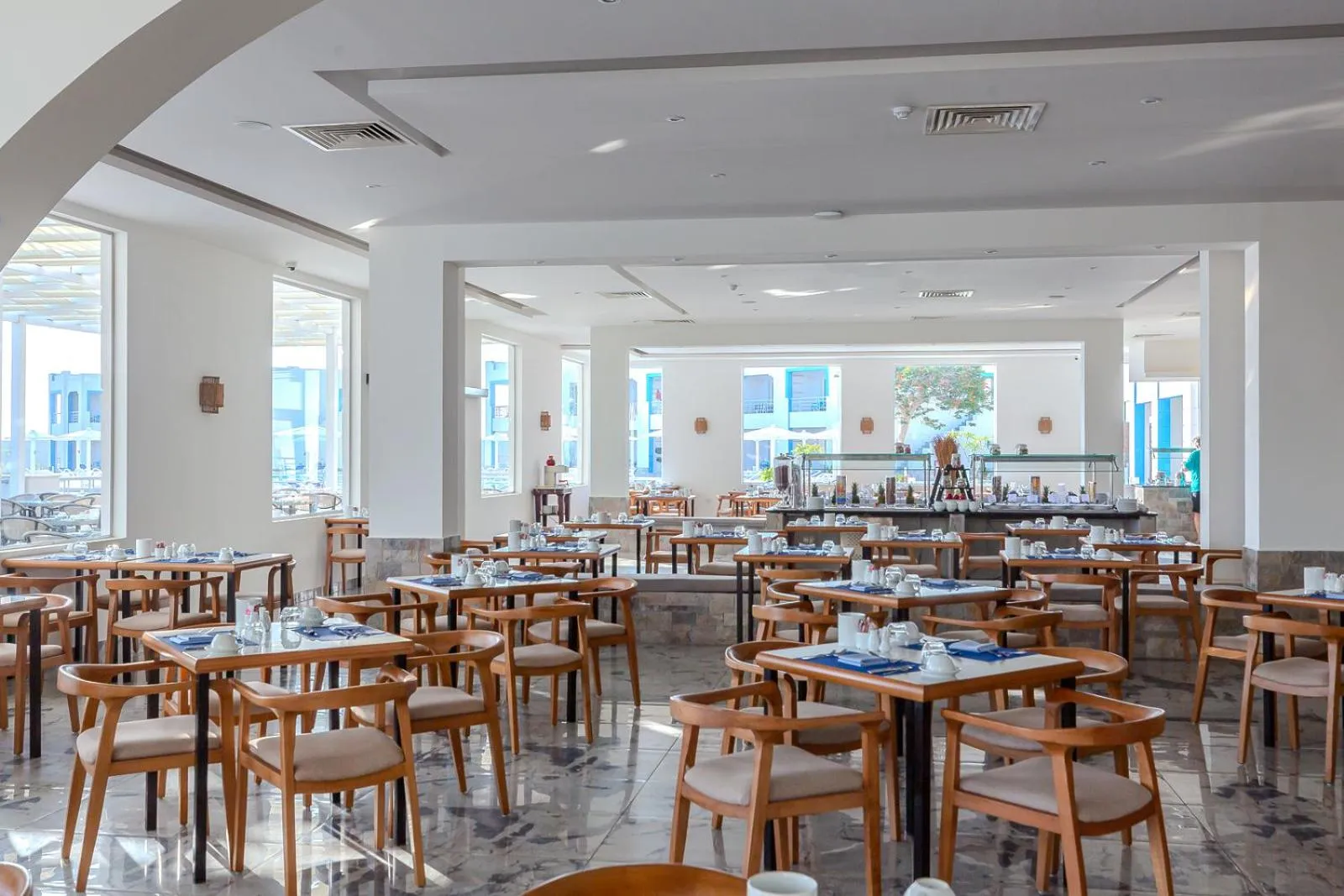 Restaurant/places to eat in Casa Blue Resort