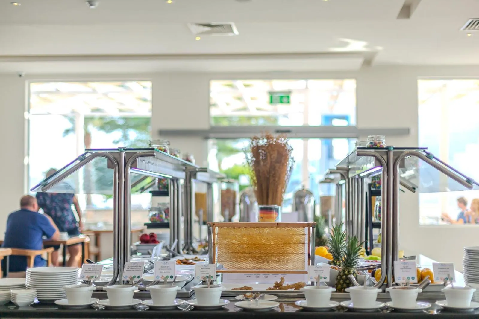 Restaurant/places to eat in Casa Blue Resort