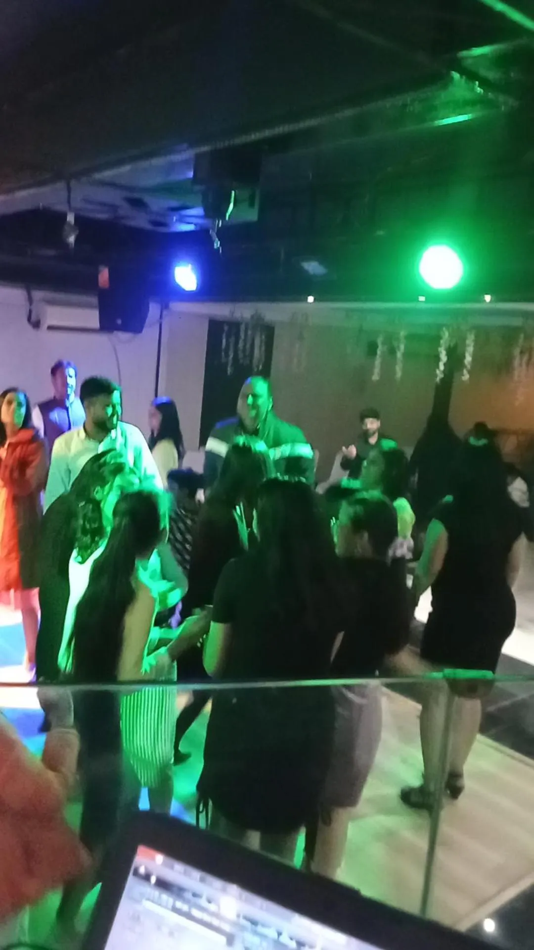 Nightclub / DJ in Hotel C-9