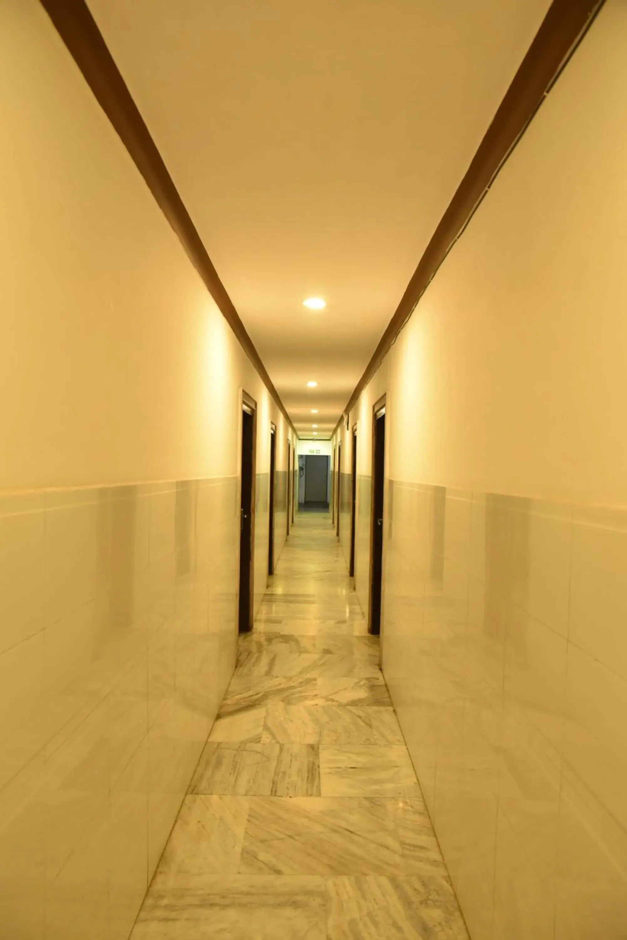 Deluxe Double Room in Hotel C-9 Deluxe Double Room in Hotel C-9