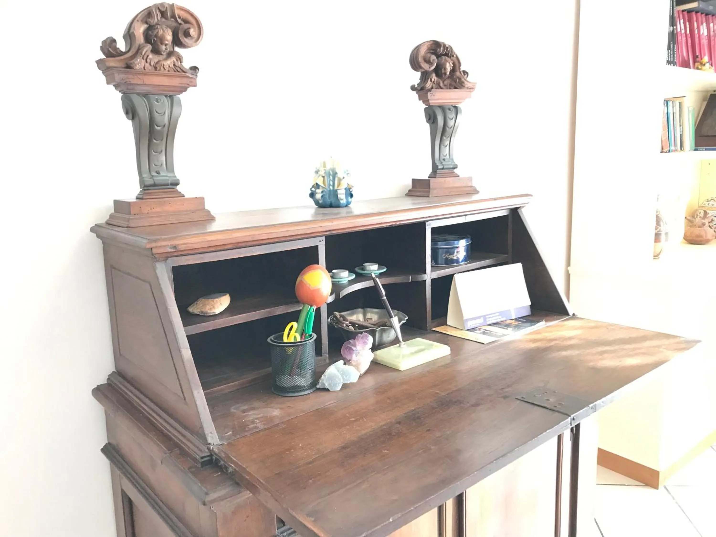 Library in Stella Di Mare - ampio appartamento con DUE bagni - fronte mare