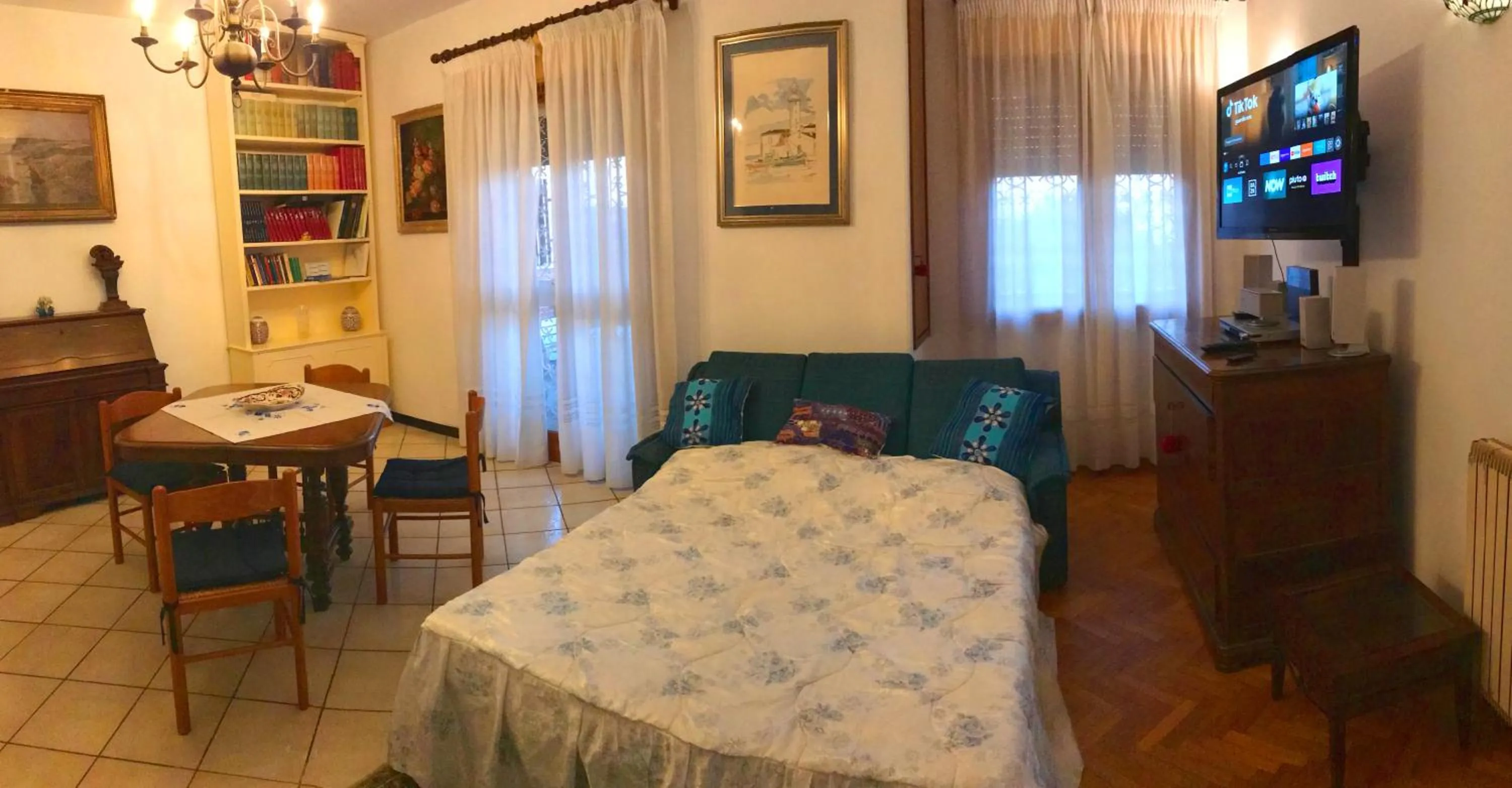 Bed in Stella Di Mare - ampio appartamento con DUE bagni - fronte mare