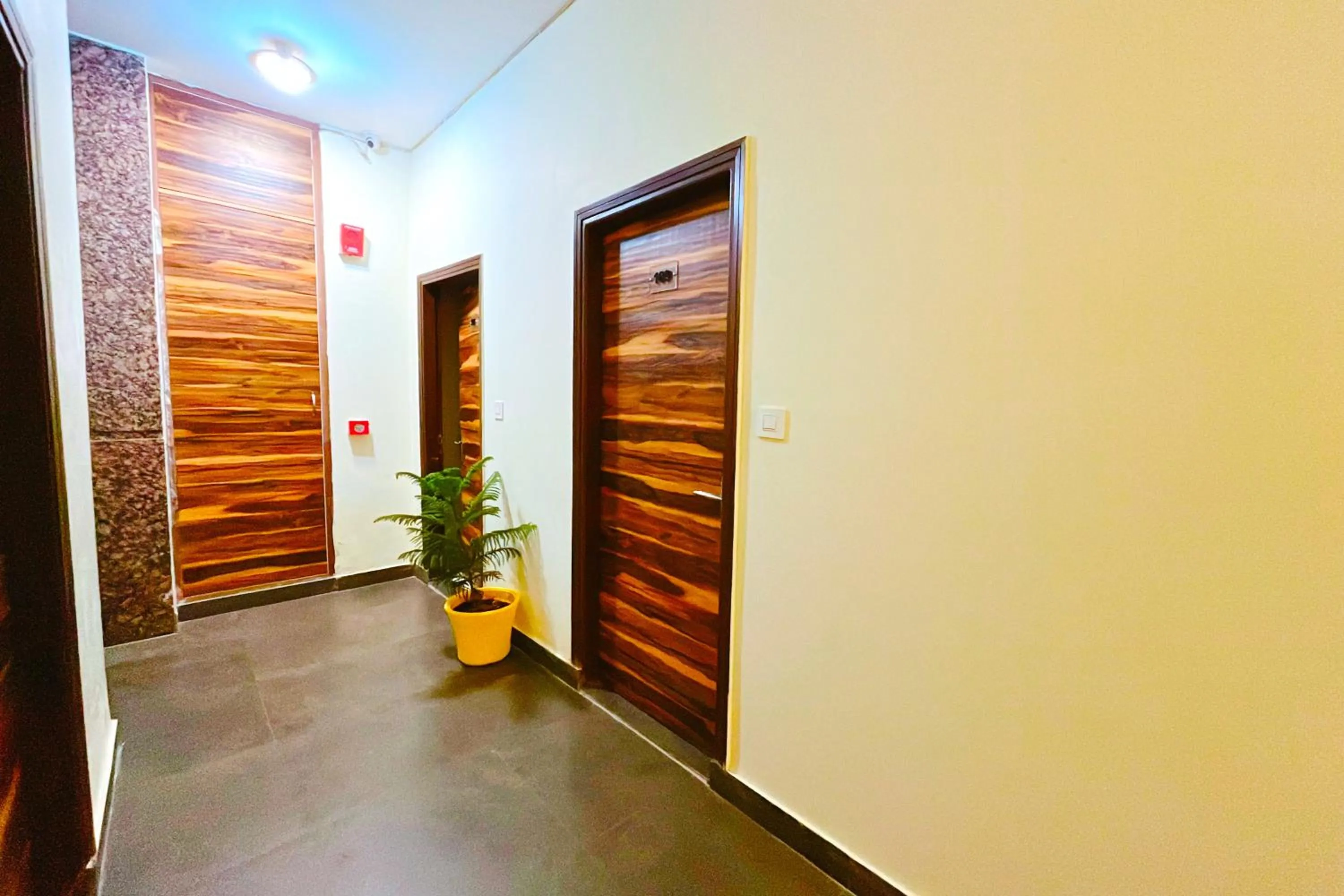 Property building in Ganga Ashoka Hotel Rishikesh