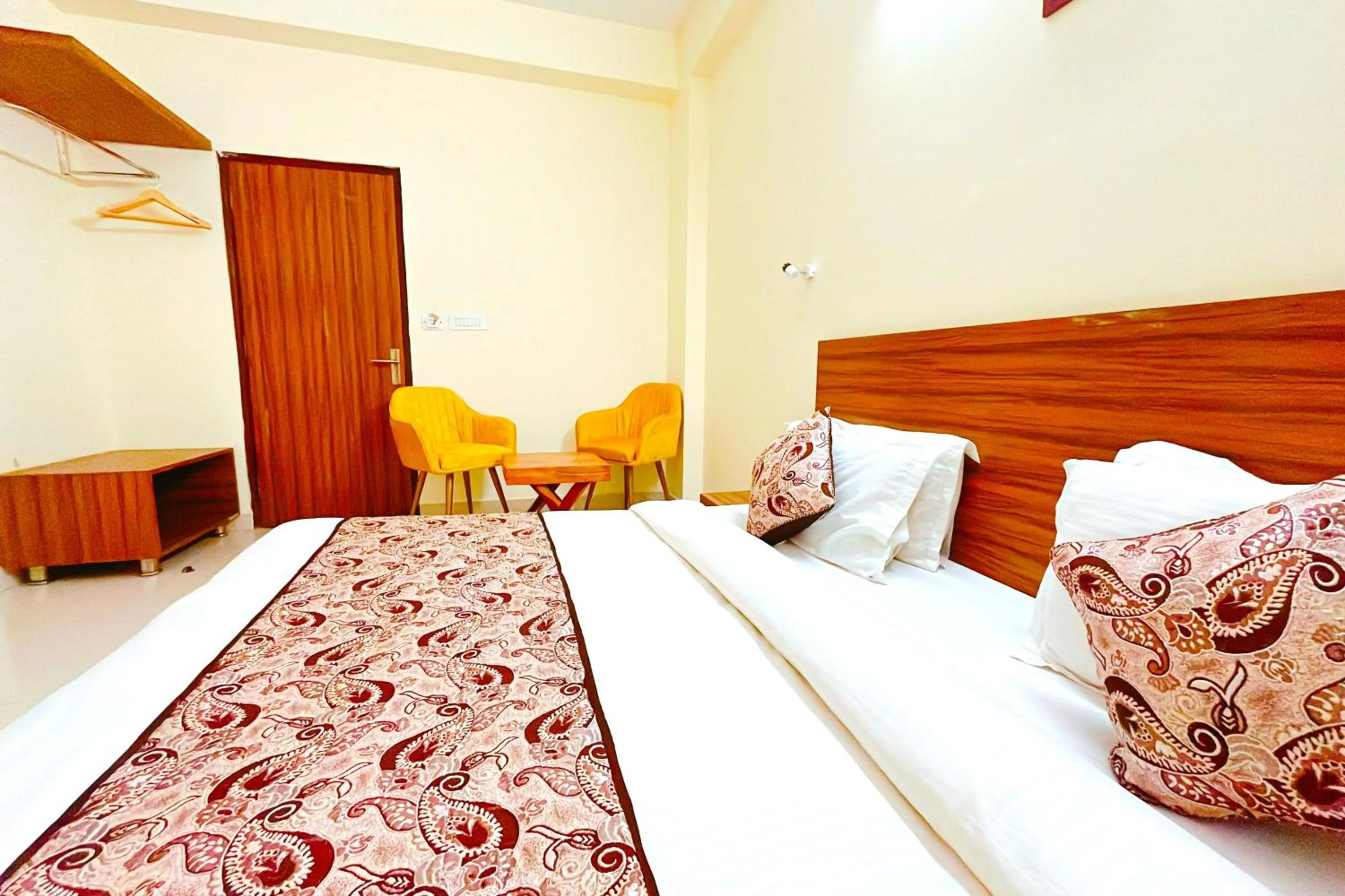 Bed in Ganga Ashoka Hotel Rishikesh
