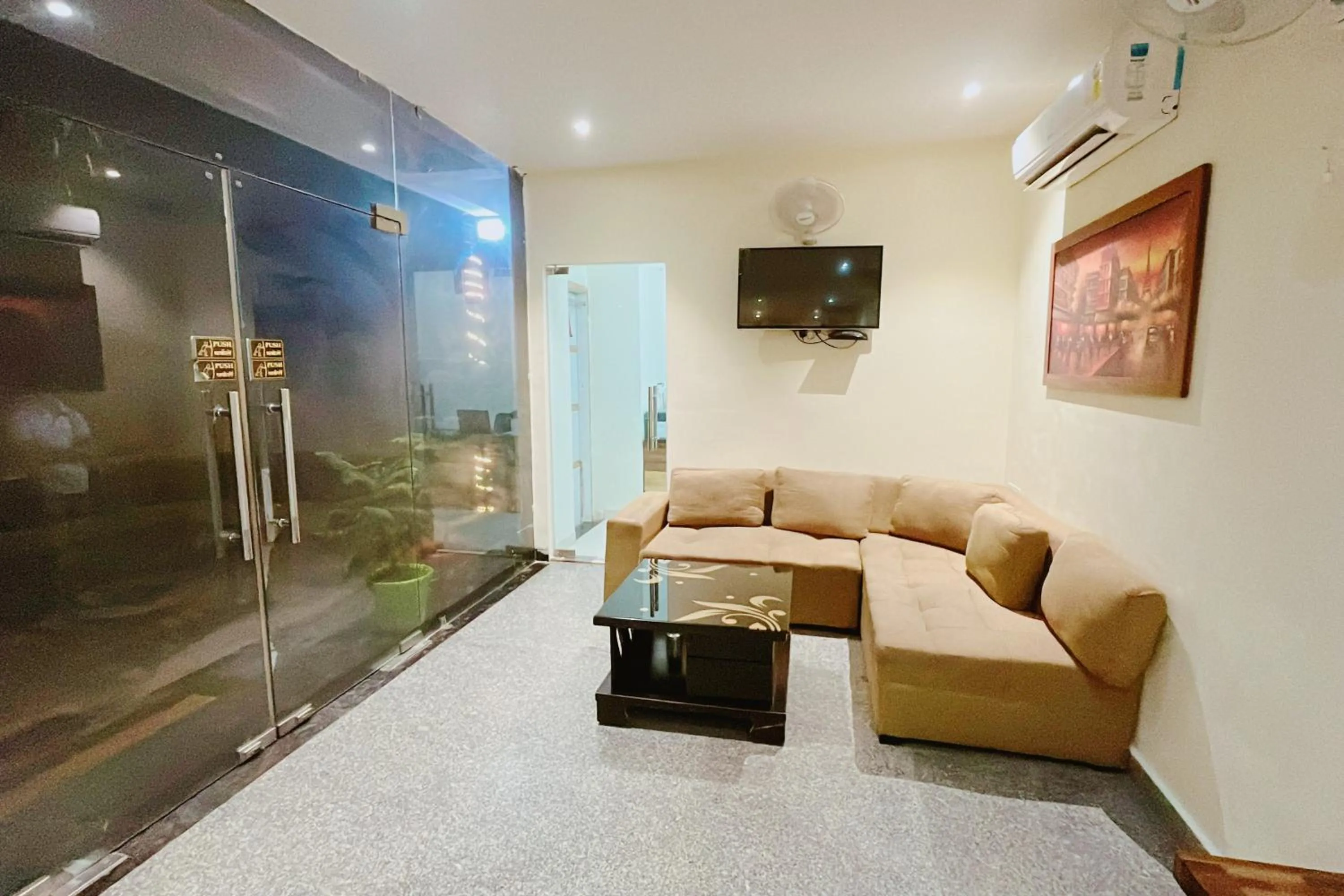 TV and multimedia in Ganga Ashoka Hotel Rishikesh