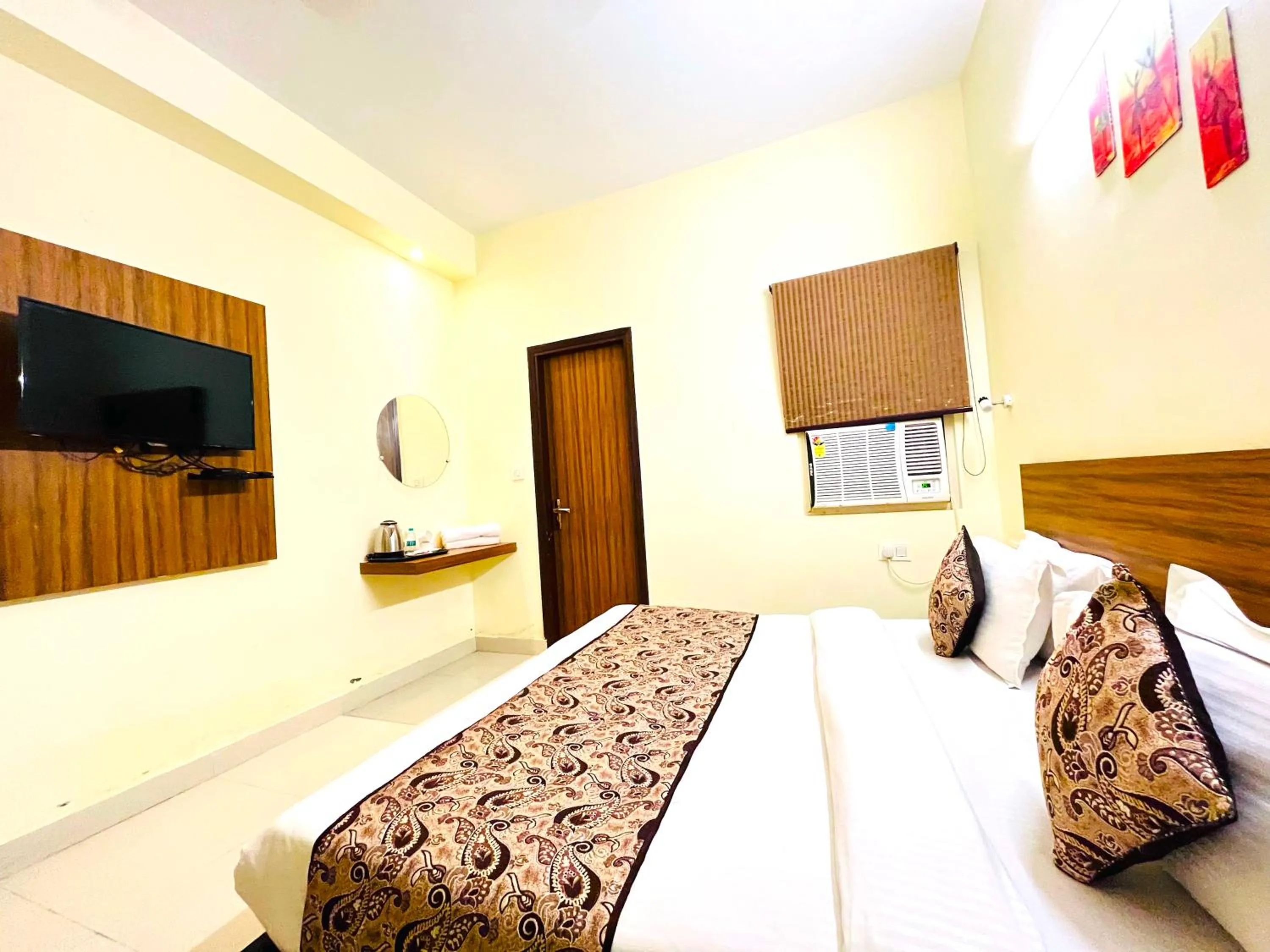 Bed in Ganga Ashoka Hotel Rishikesh