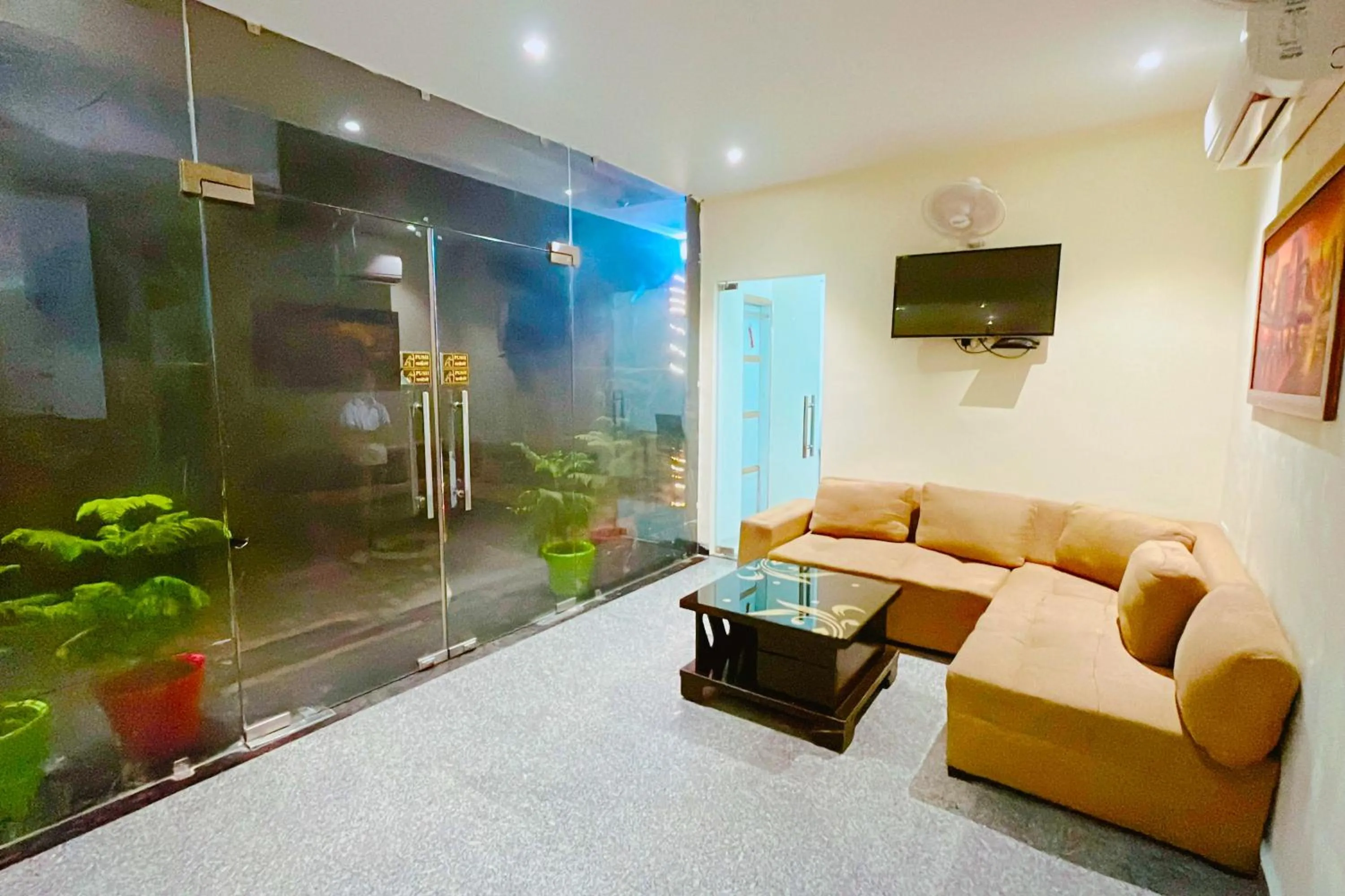 TV and multimedia in Ganga Ashoka Hotel Rishikesh