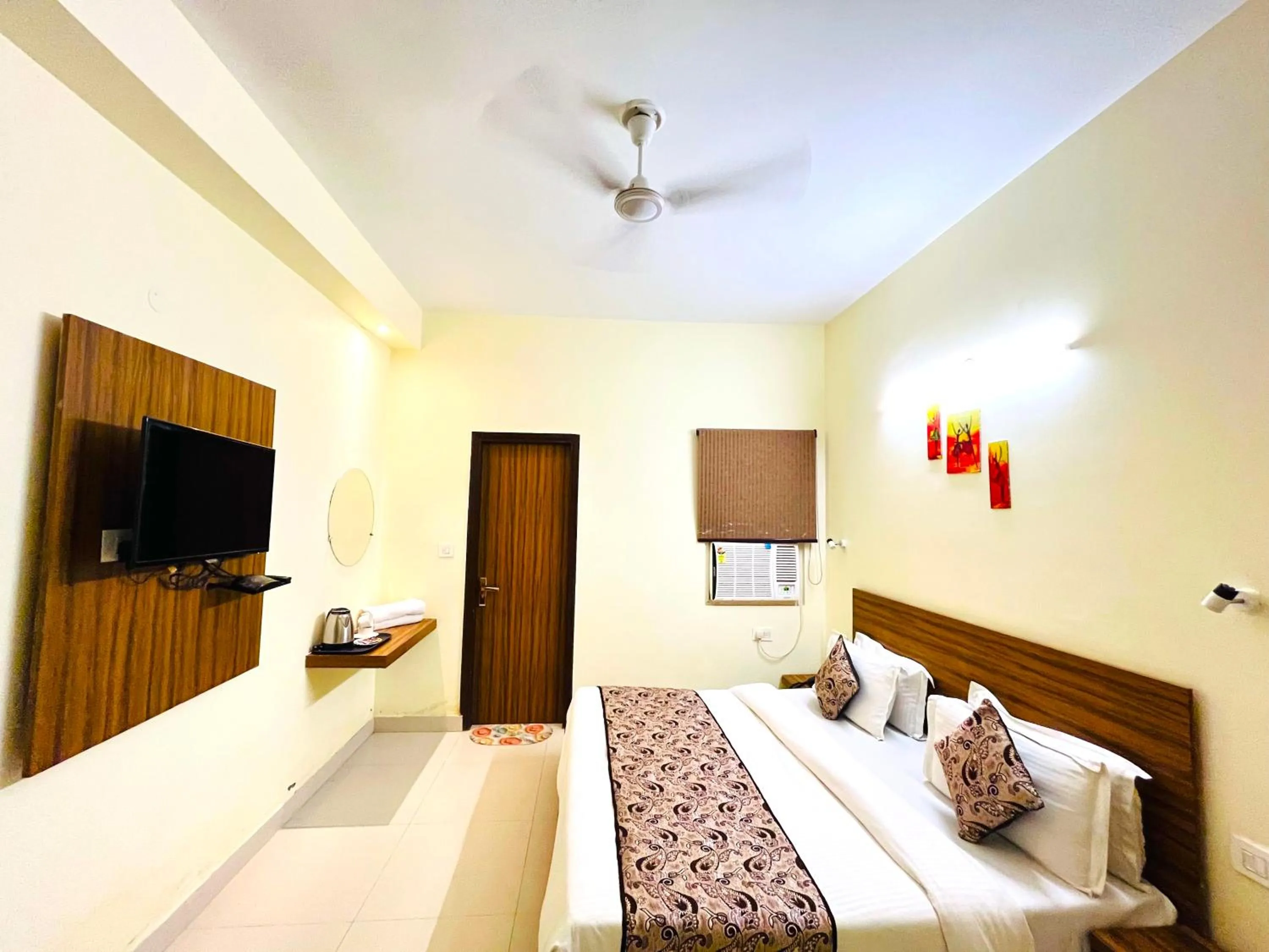 Bed in Ganga Ashoka Hotel Rishikesh