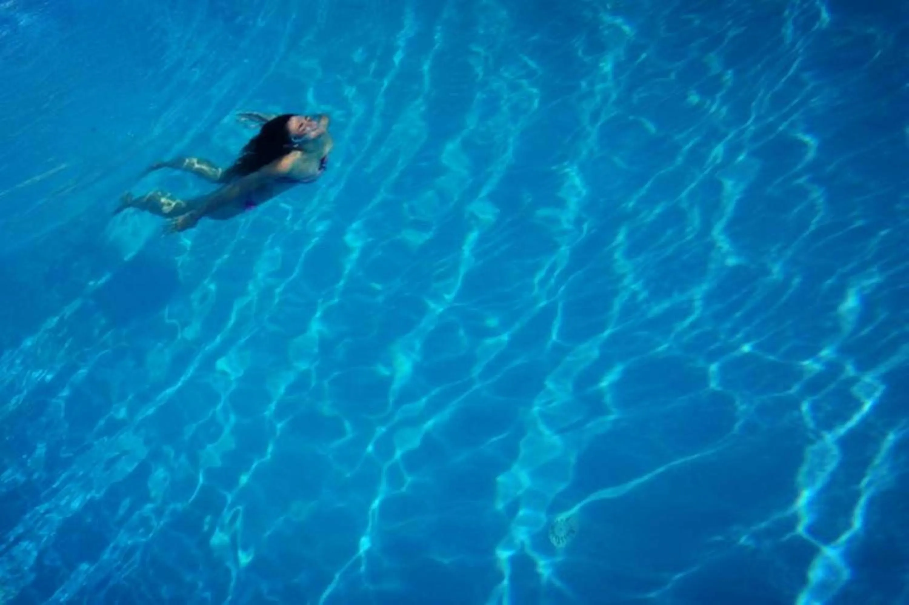 Swimming pool in Villa Manos Hotel