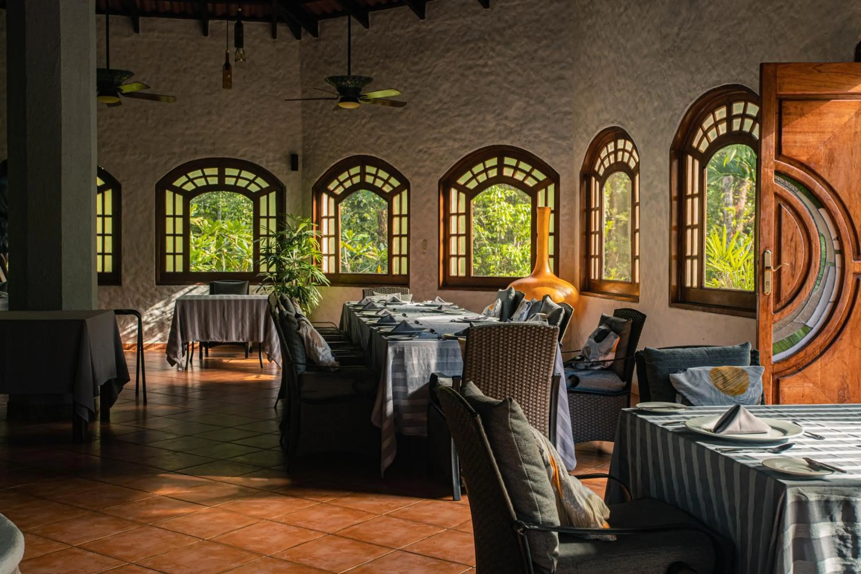 Restaurant/places to eat in Corcovado Wilderness Lodge by SCP