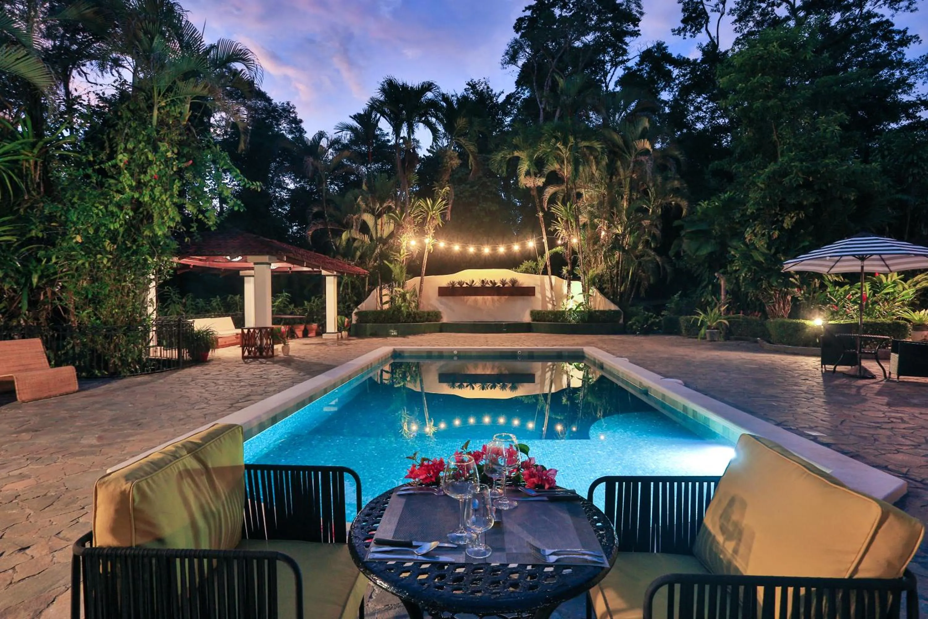 Swimming pool in Corcovado Wilderness Lodge by SCP