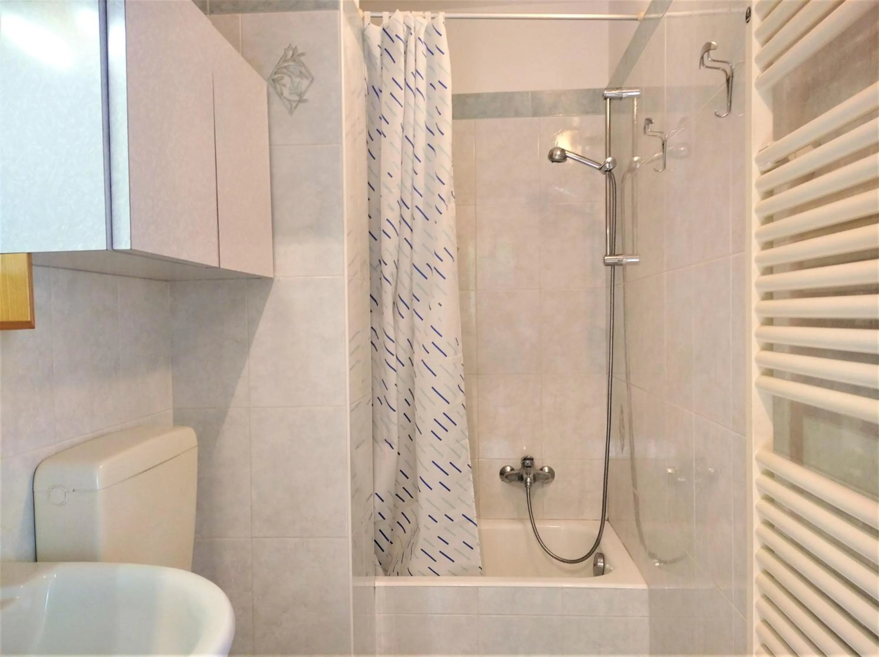 Bathroom in Miryam