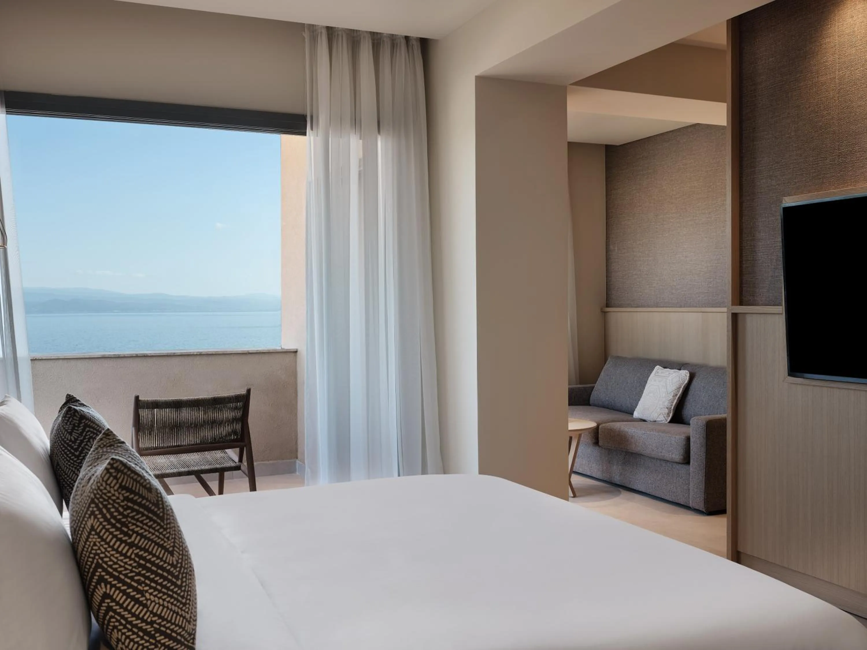 Bedroom, Bed in Cora Hotel & Spa