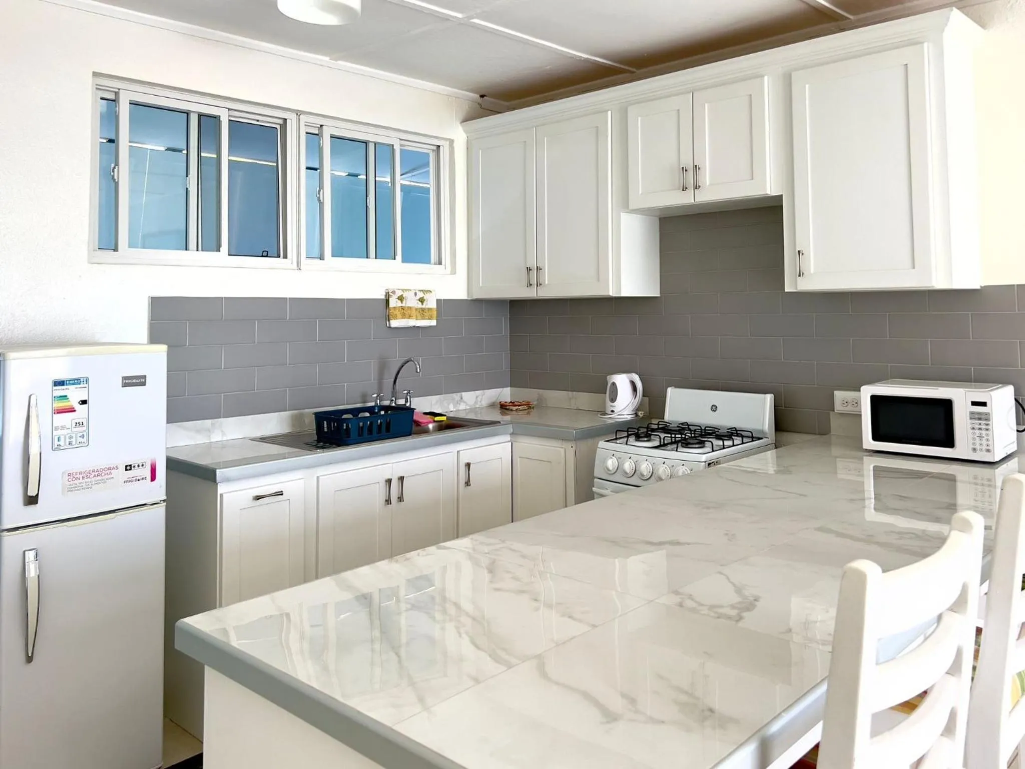 Kitchen or kitchenette in Nautilus Ocean Suites
