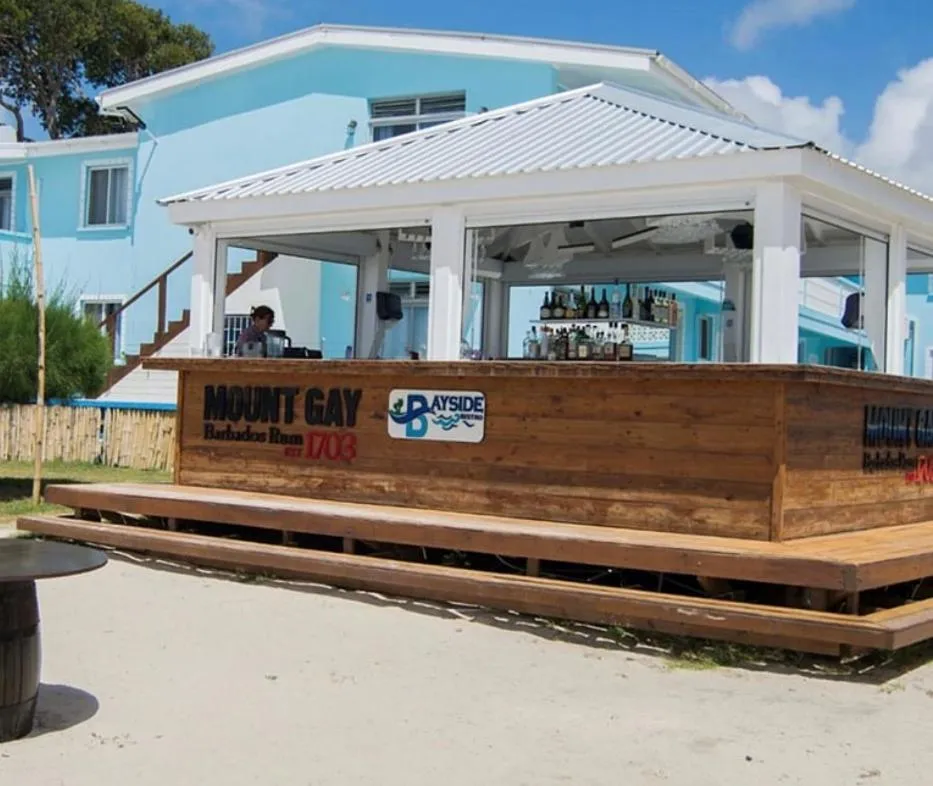 Restaurant/places to eat in Nautilus Ocean Suites