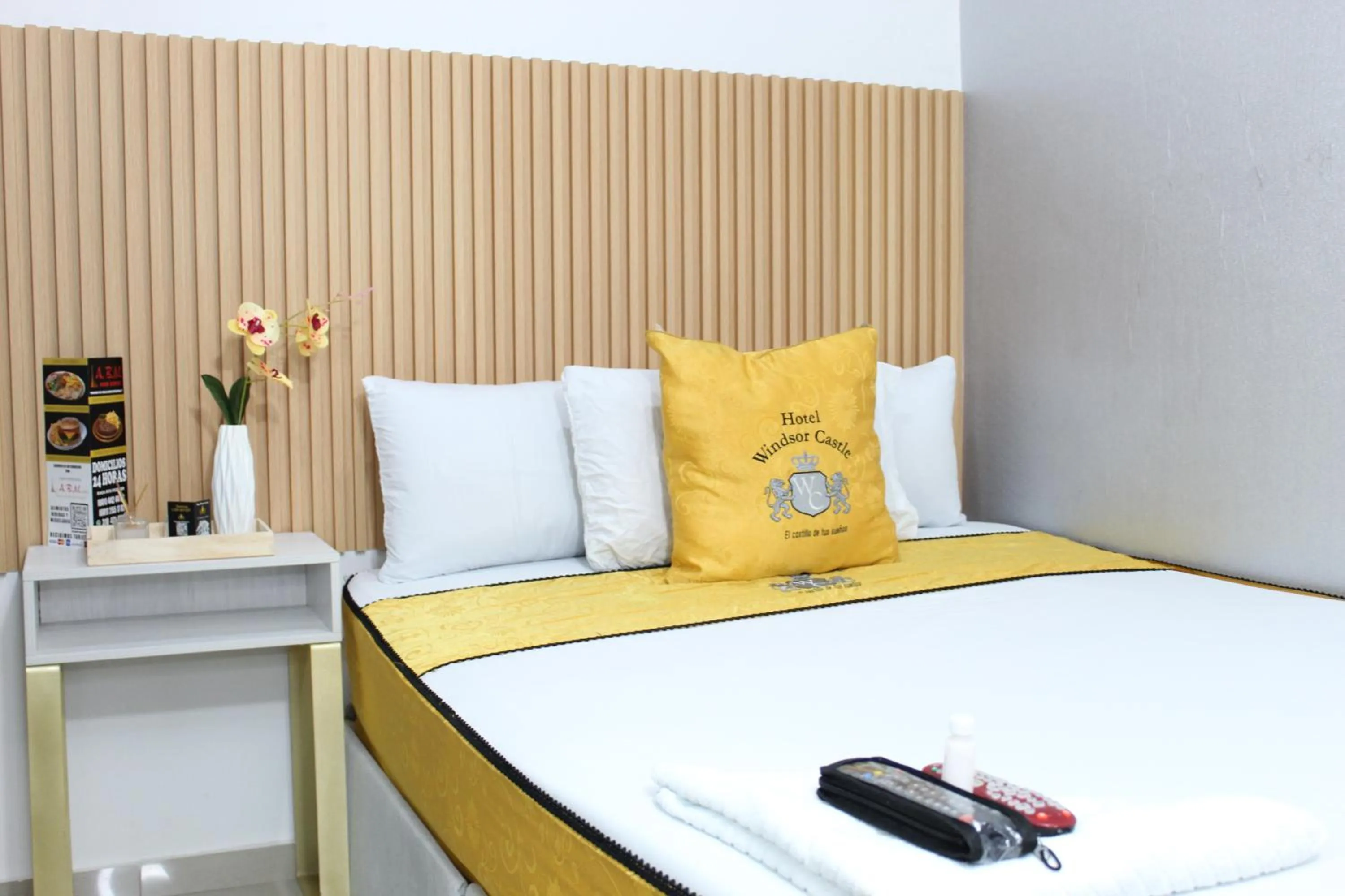 Bed in Hotel Windsor Castle Bogotá