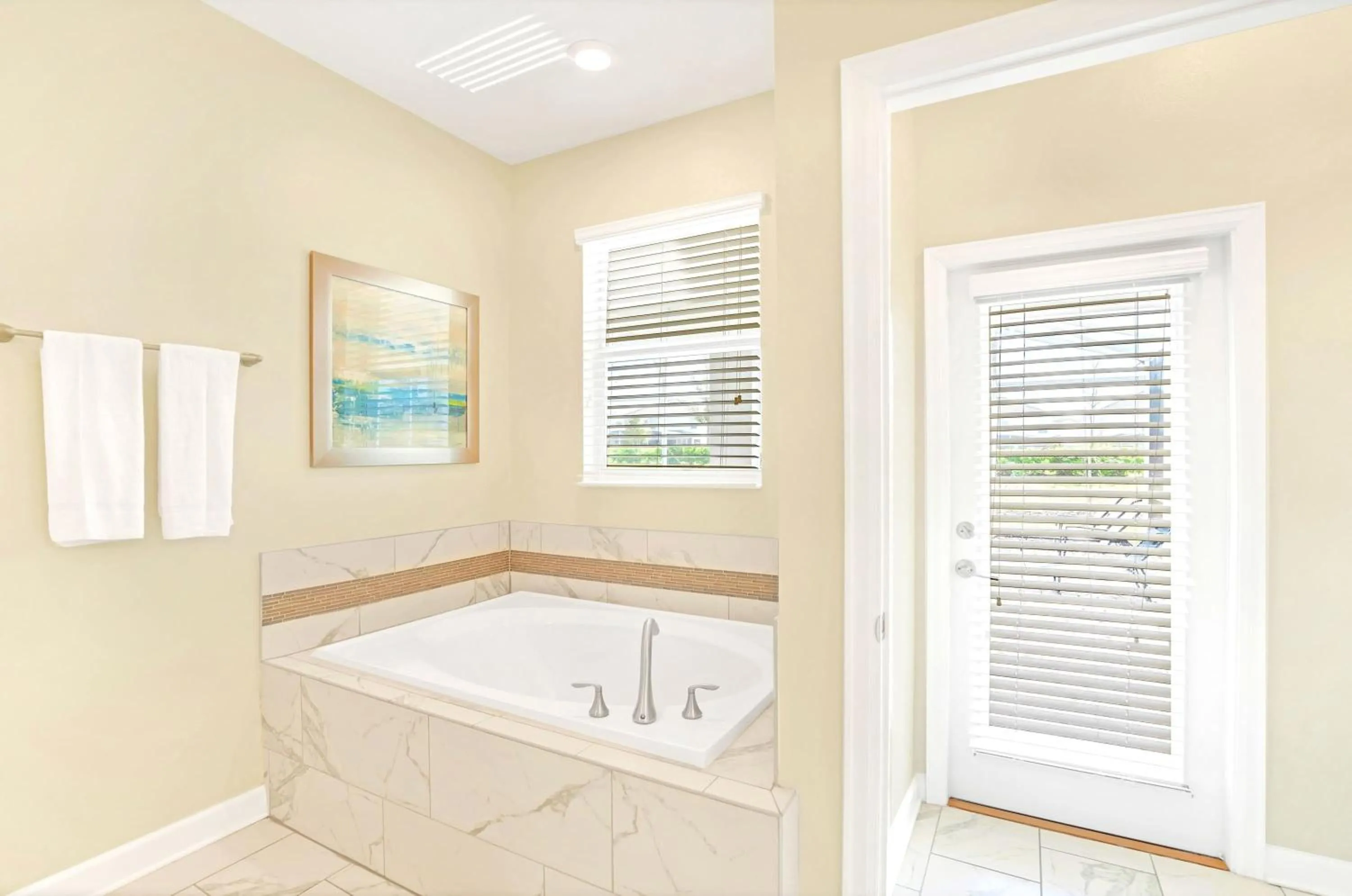 Bathroom in Stunning 8BR Home with BBQ Pool and Theater
