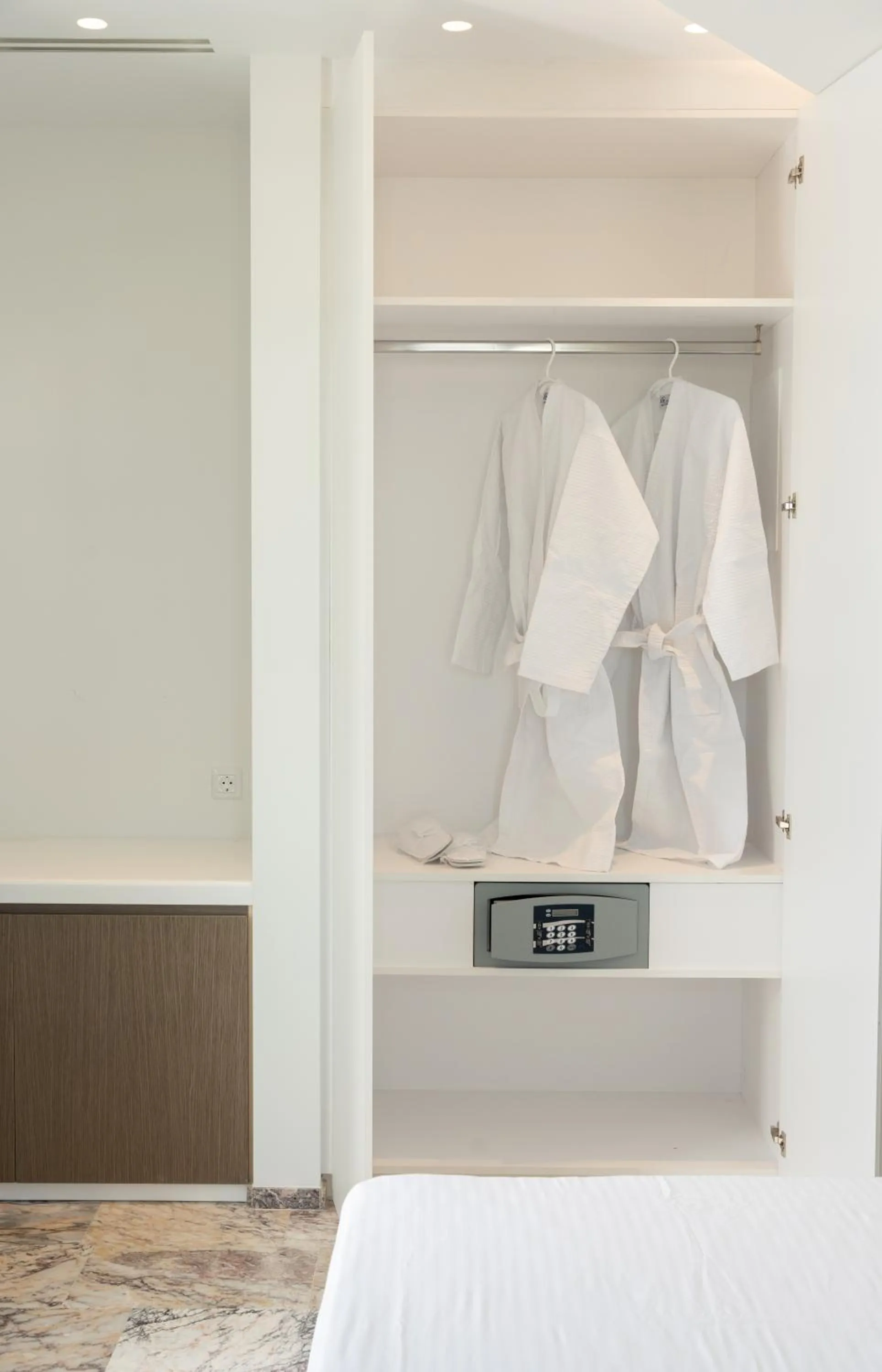 safe in Tzanis Resort Skyros