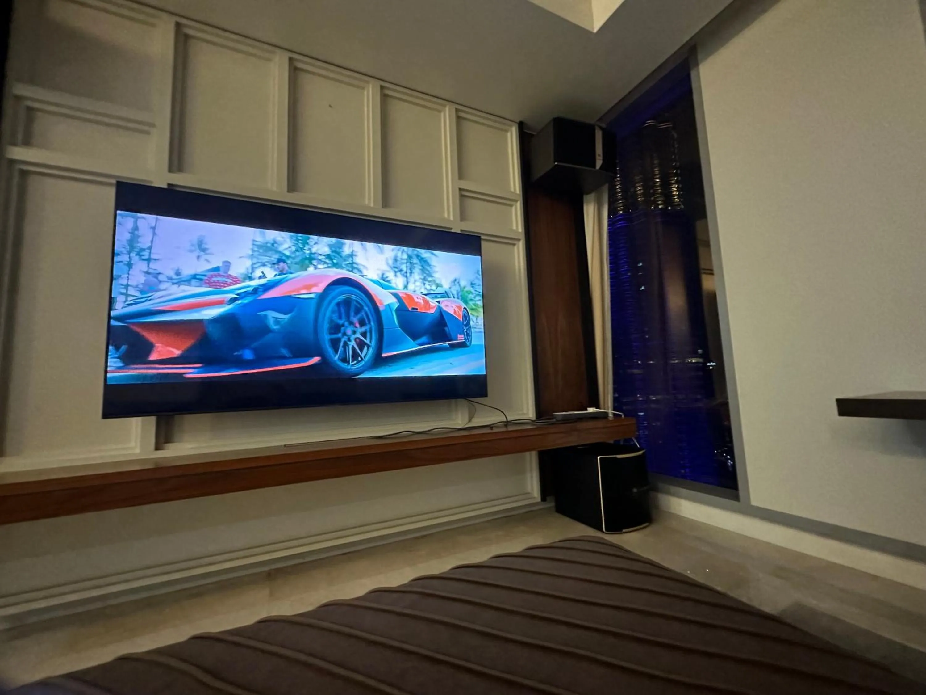 TV and multimedia in Tropicana The Residence Klcc By Sky World