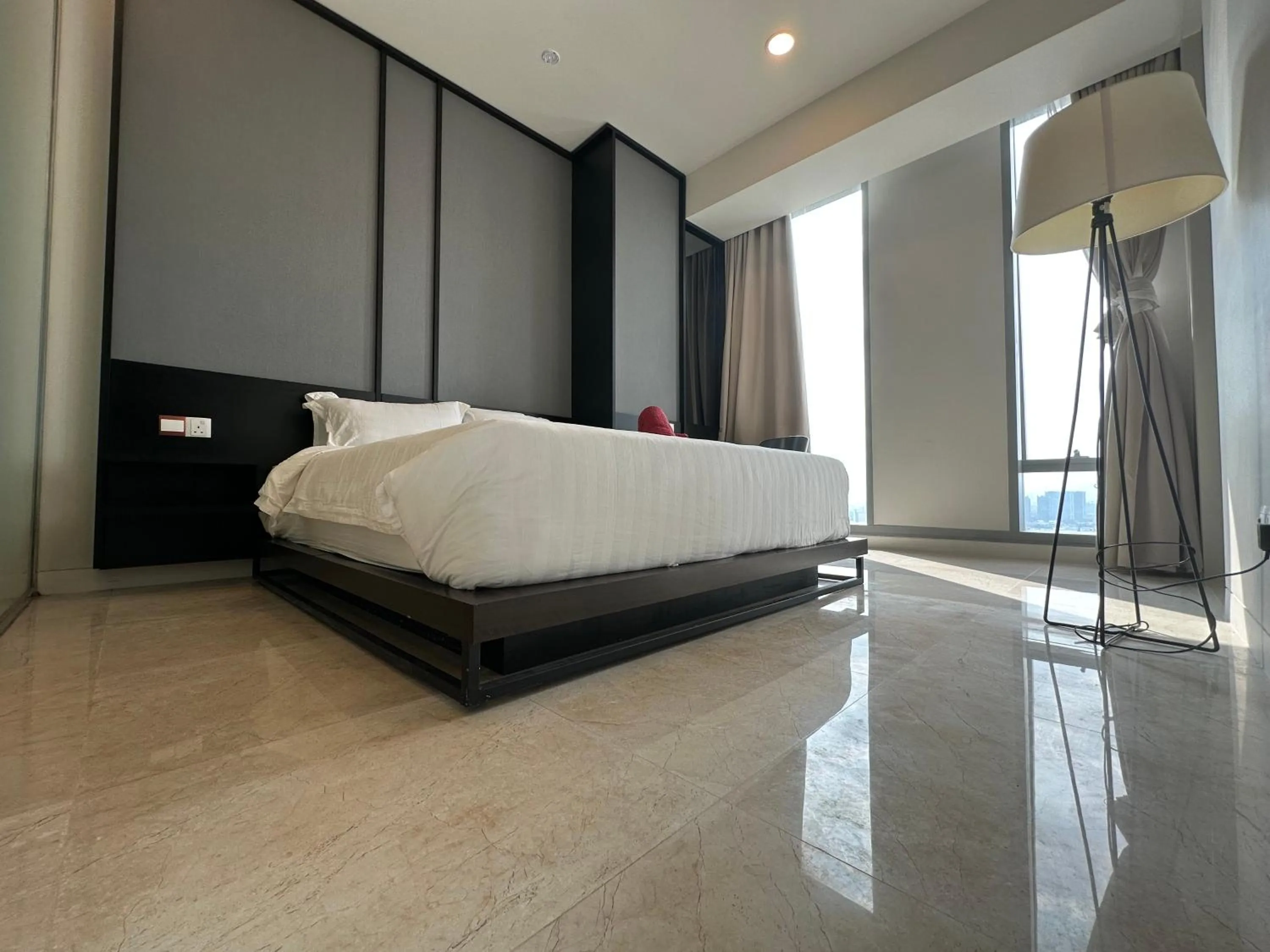 Bed in Tropicana The Residence Klcc By Sky World