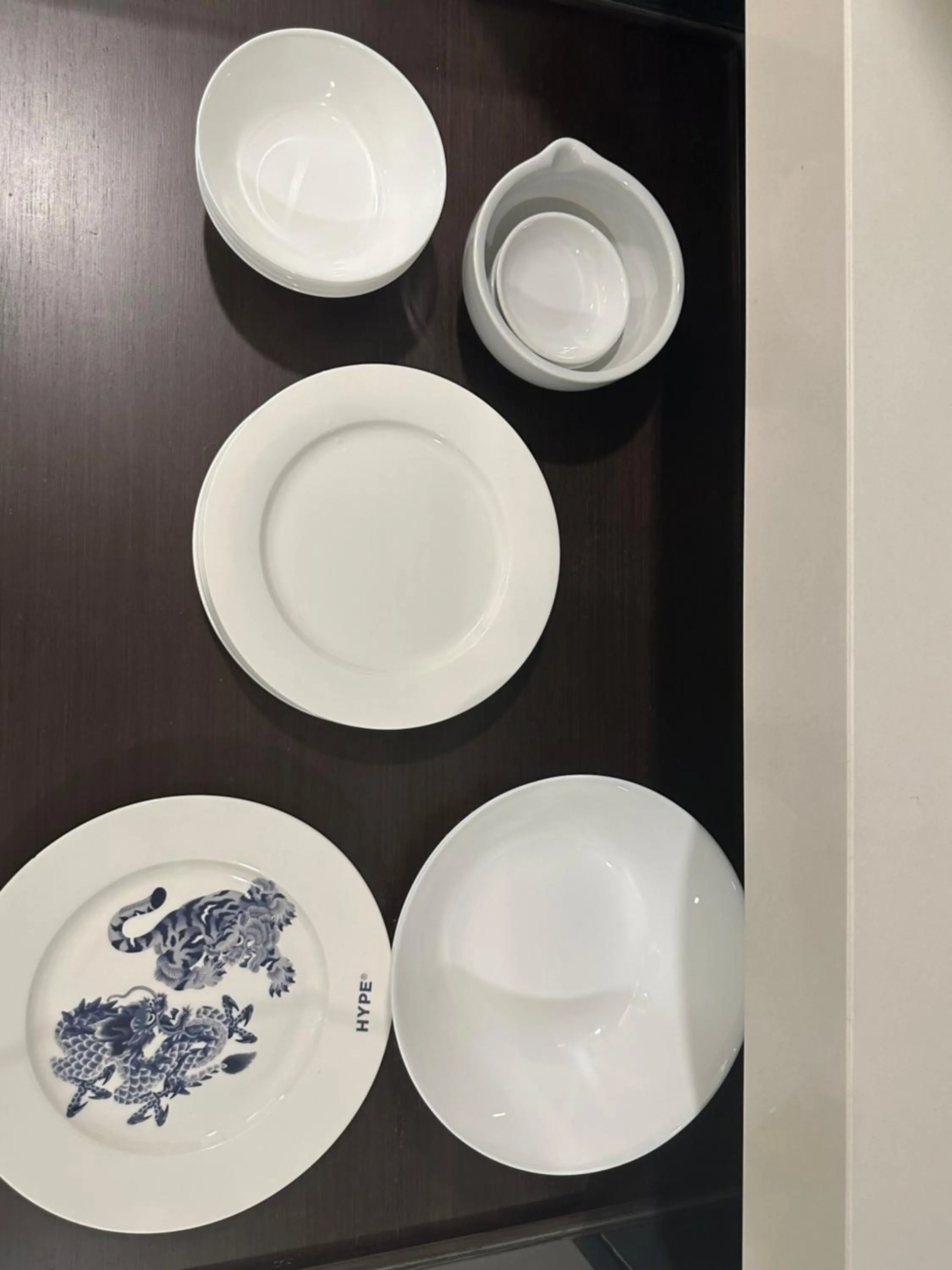 Food and drinks in Tropicana The Residence Klcc By Sky World