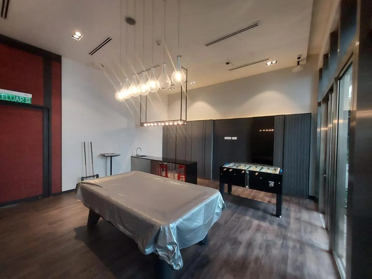 Game Room, Bed in Tropicana The Residence Klcc By Sky World