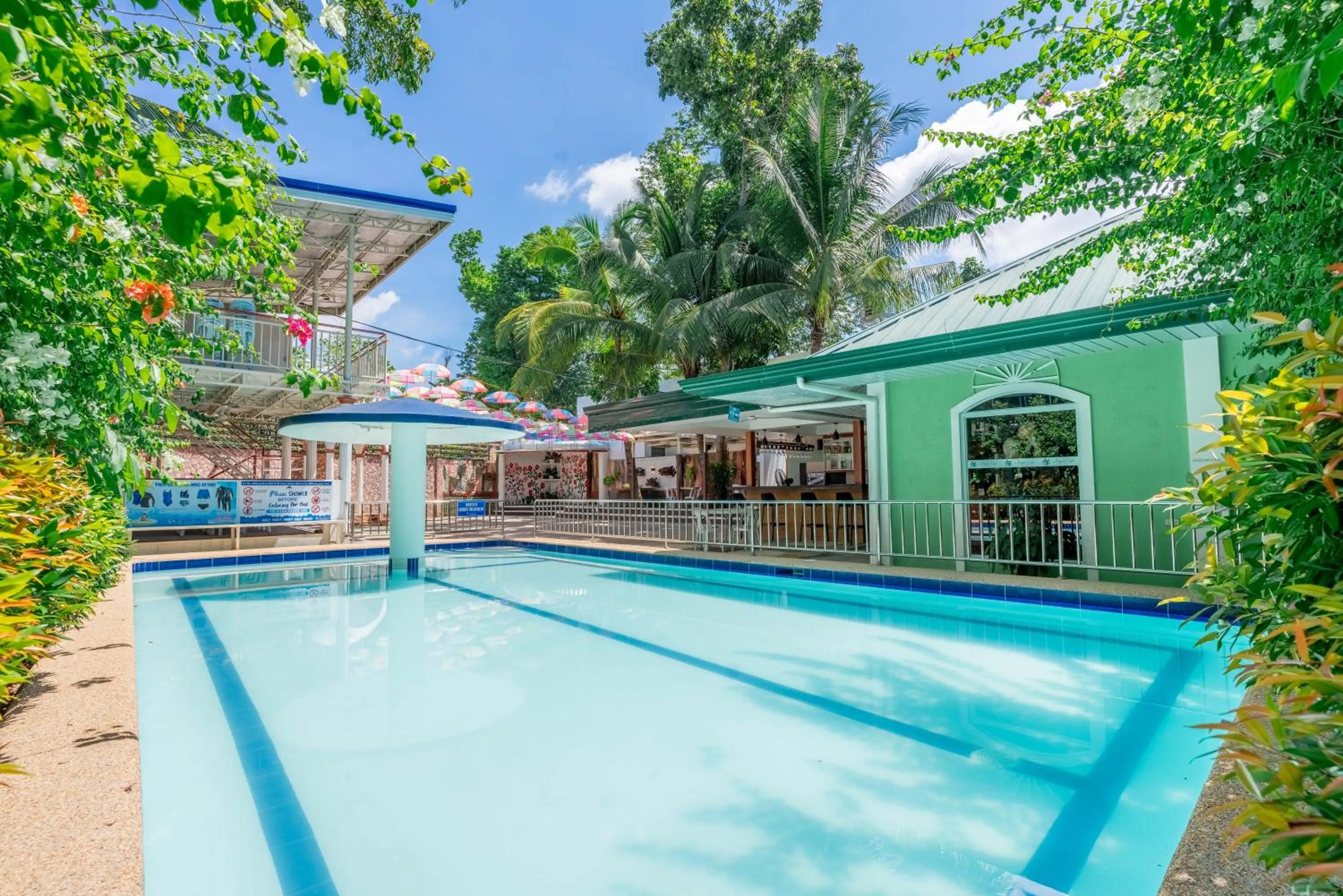 Swimming pool in Carcar Eco Farm Resorts