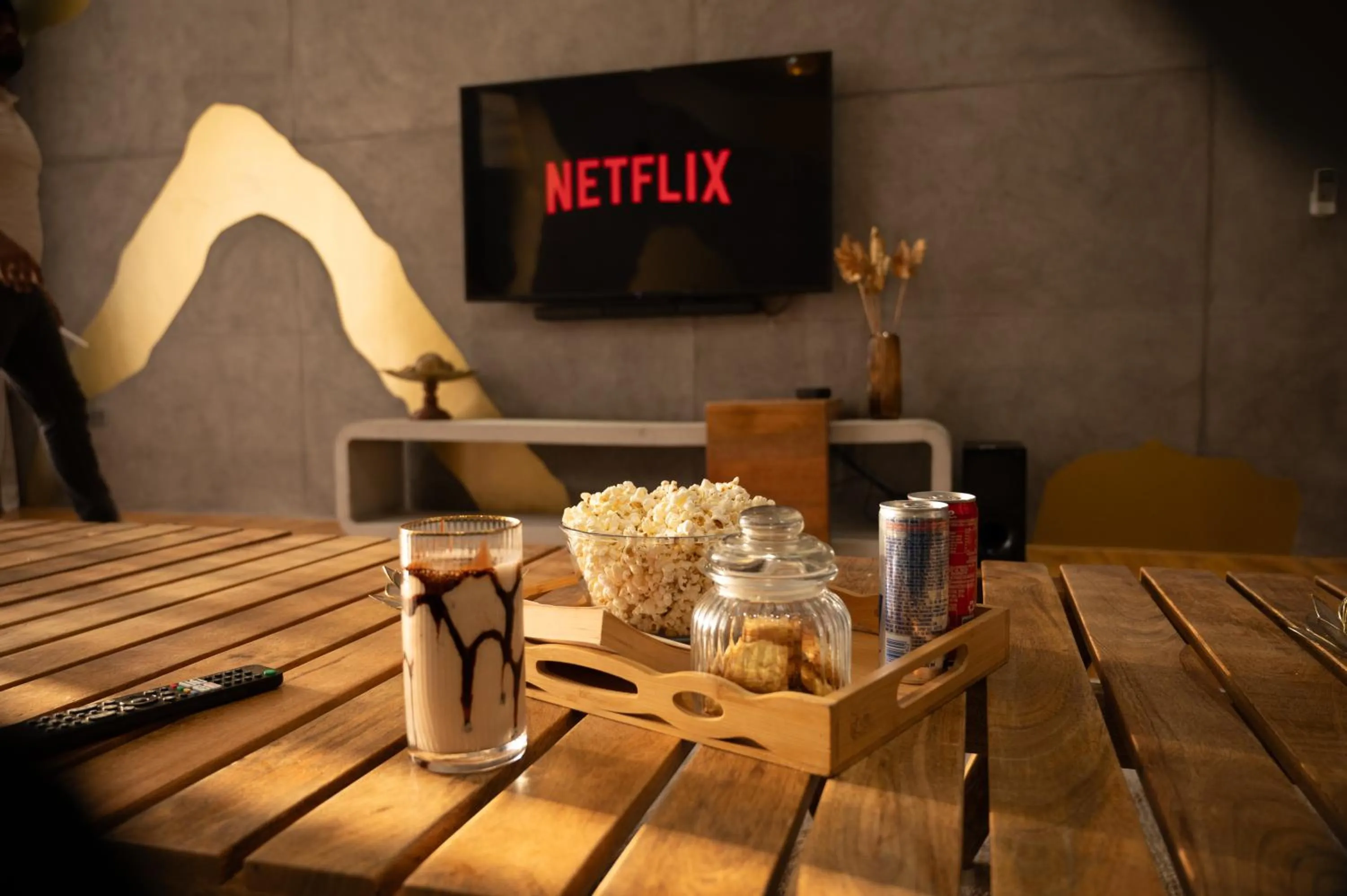 Entertainment in Casa Concreto- 5-Bedroom Luxury Villa with all weather Pool