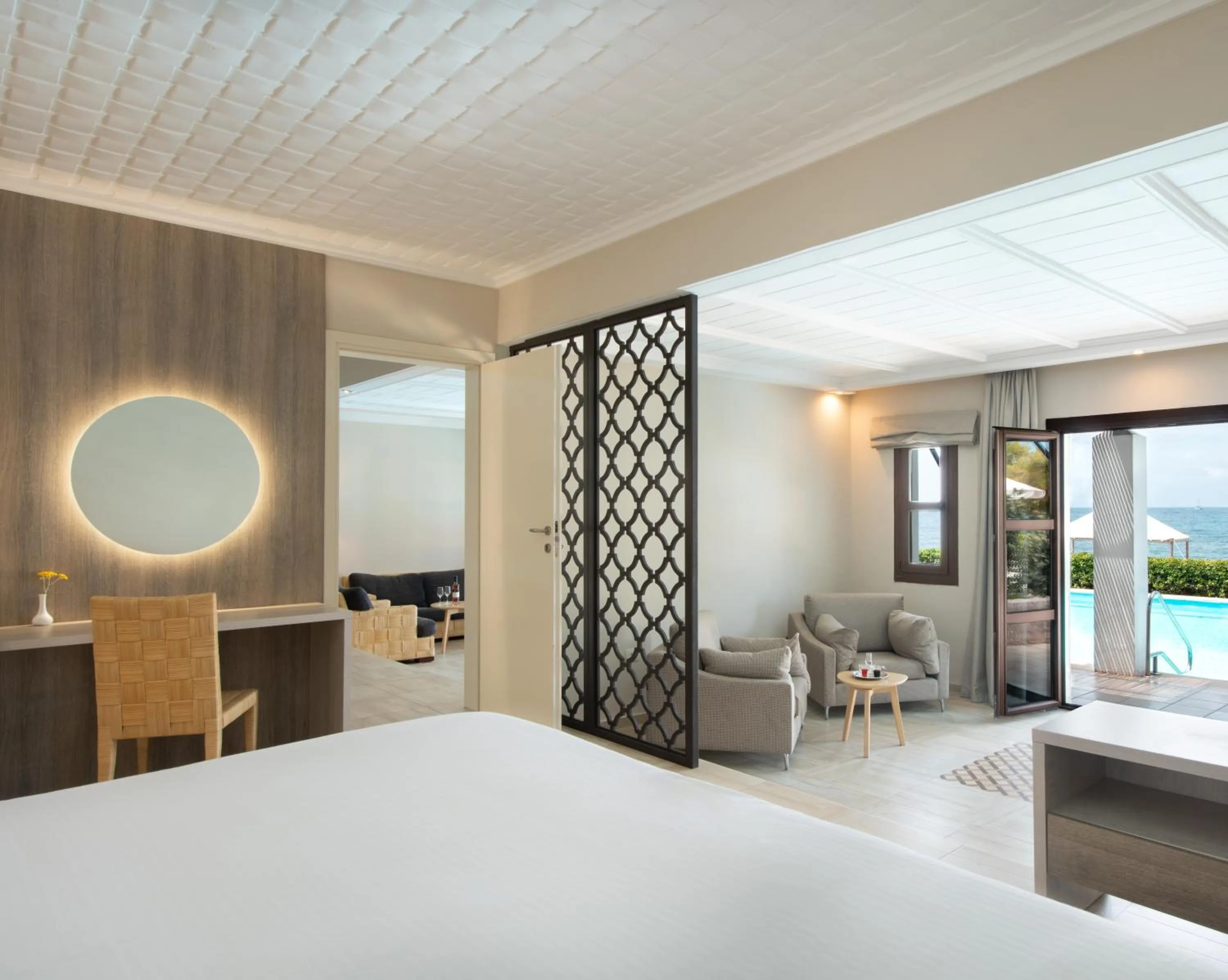 Photo of the whole room, Bed in Mitsis Royal Mare