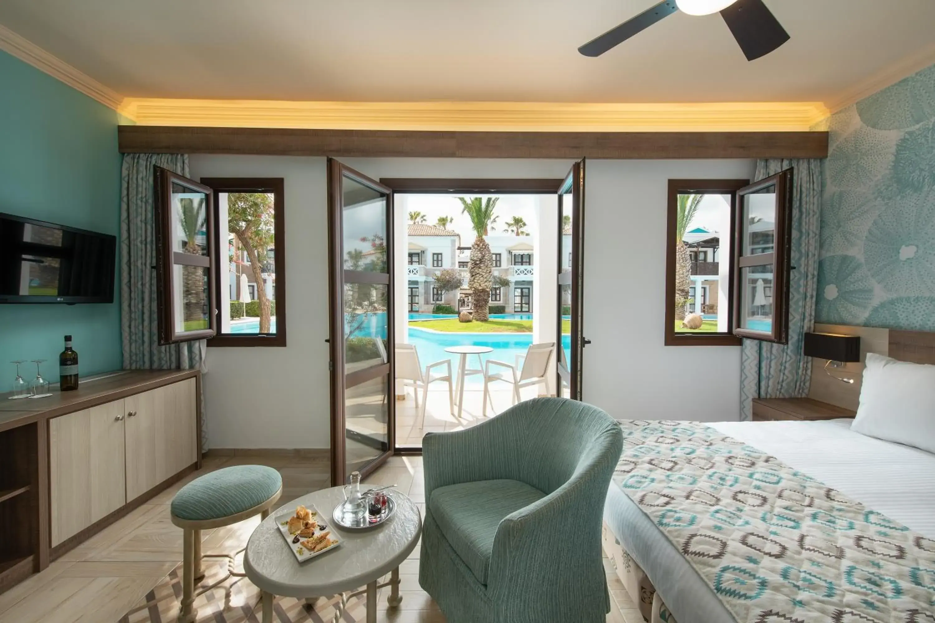 Area and facilities, Bed in Mitsis Royal Mare Area and facilities, Bed in Mitsis Royal Mare