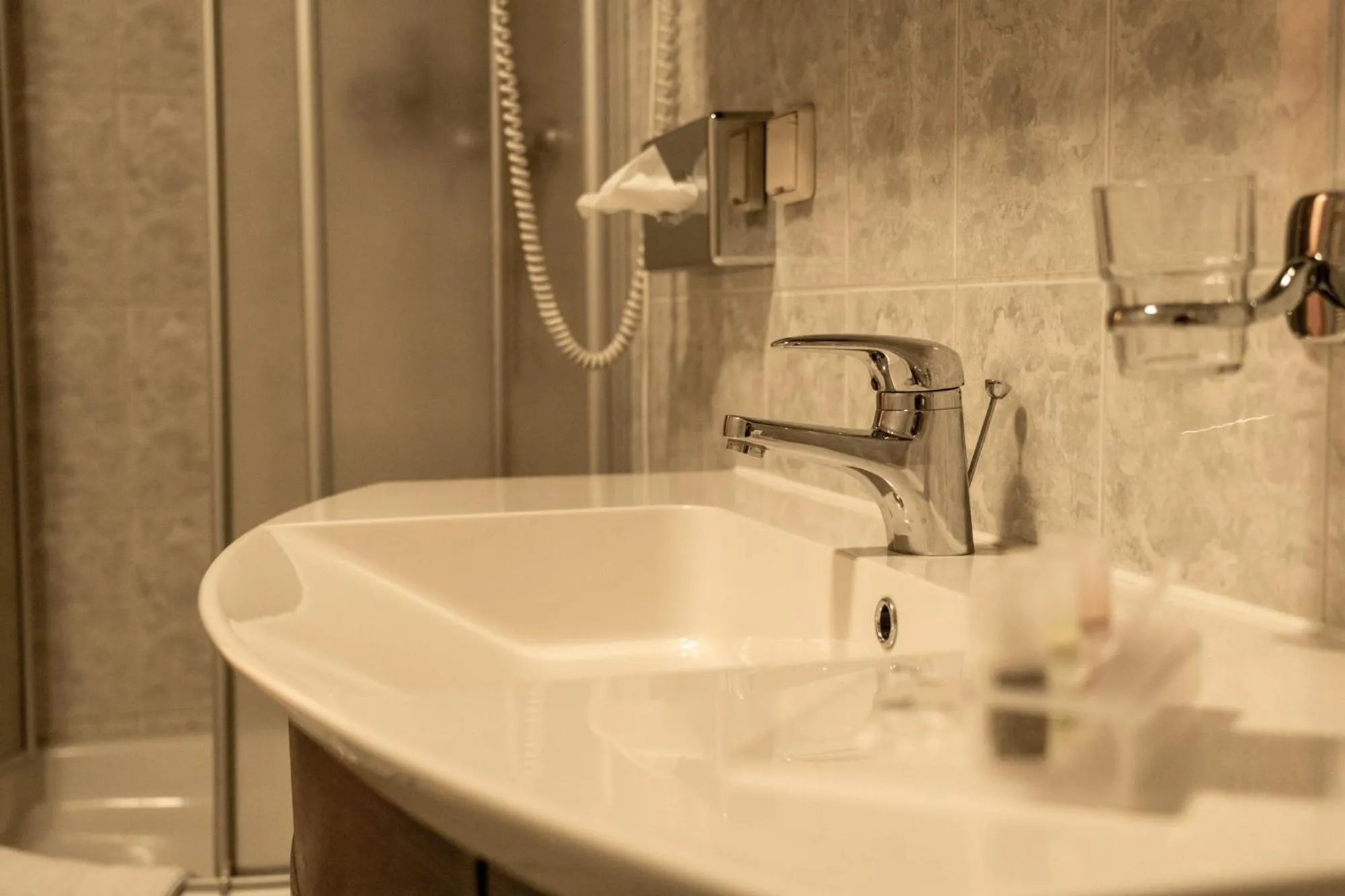 Bathroom in Hotel Fichtelberghaus - ganz oben im Erzgebirge
