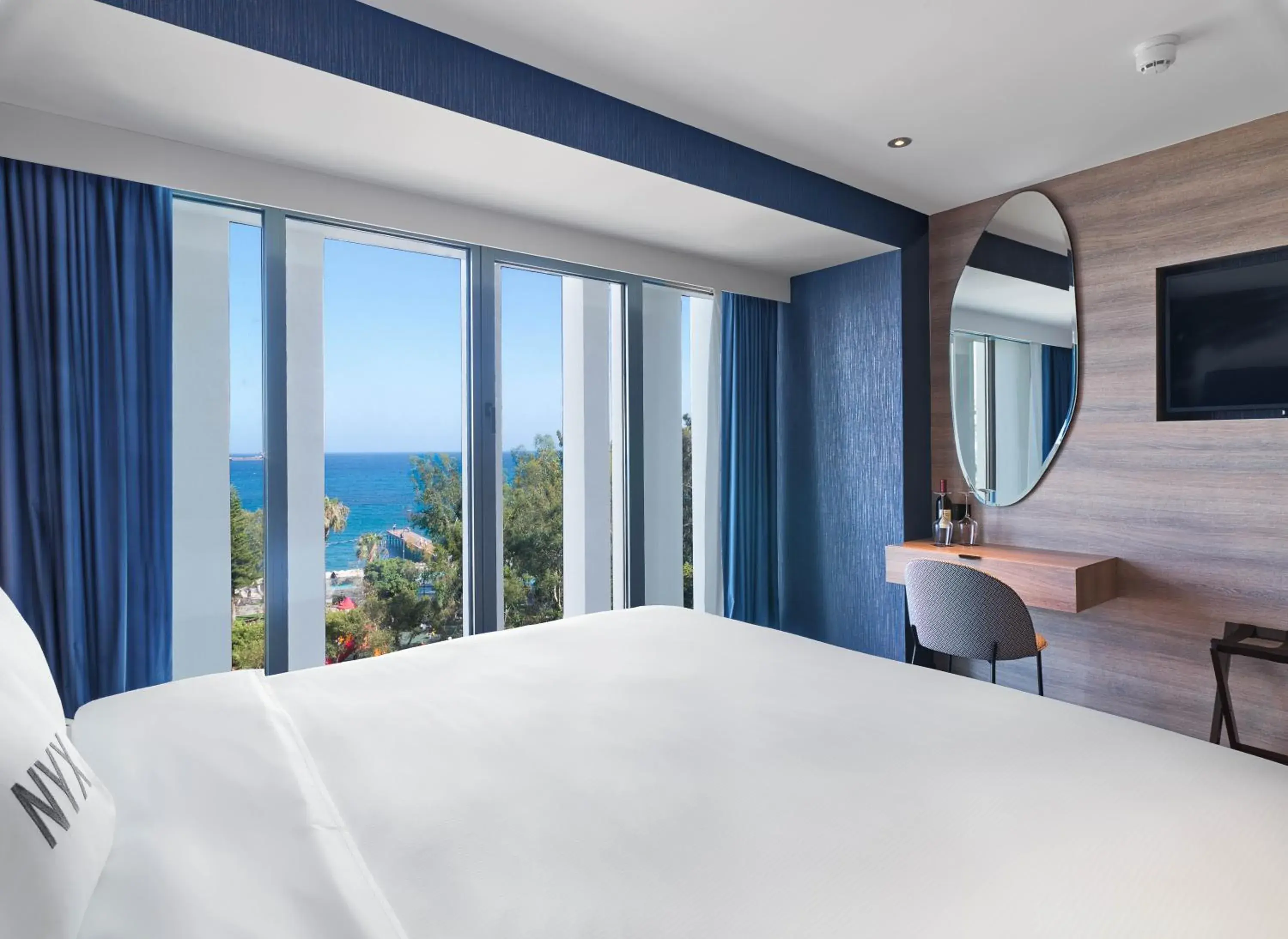 Design Double Star Front Sea View in NYX Hotel Limassol Design Double Star Front Sea View in NYX Hotel Limassol
