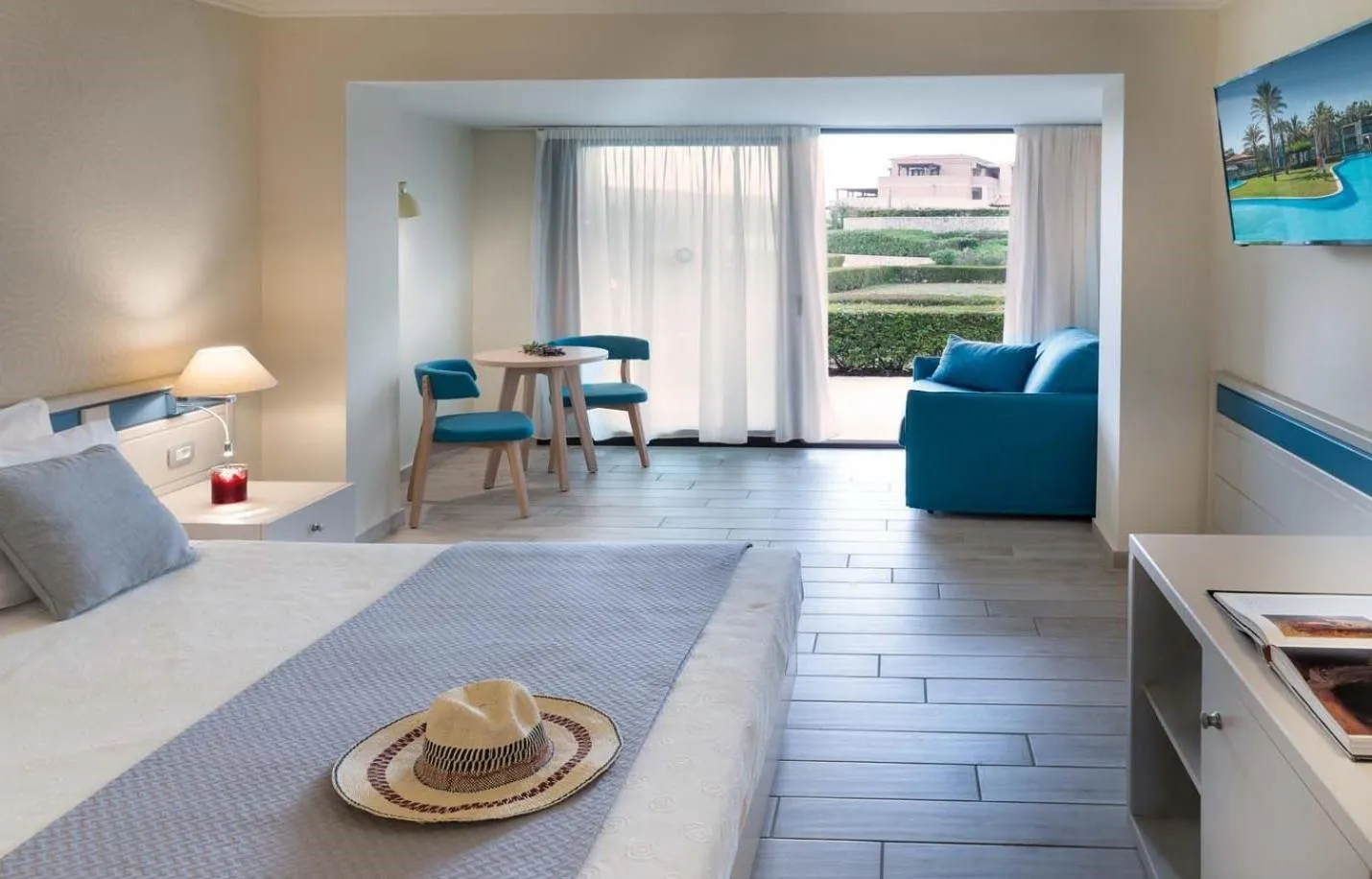 Bedroom, Bed in Aldemar Olympian Village