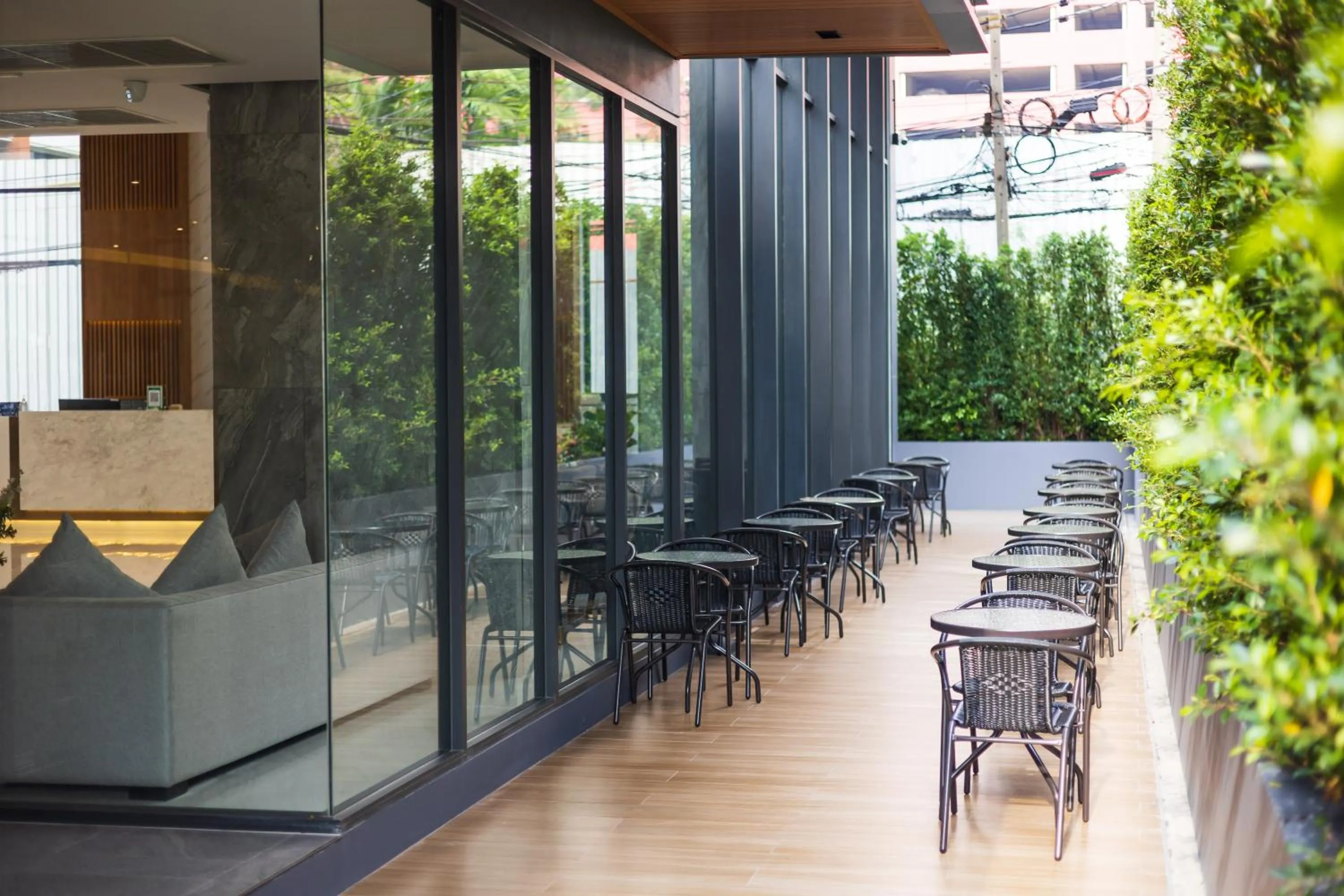 Restaurant/places to eat in Pure Eleven Hotel Bangkok