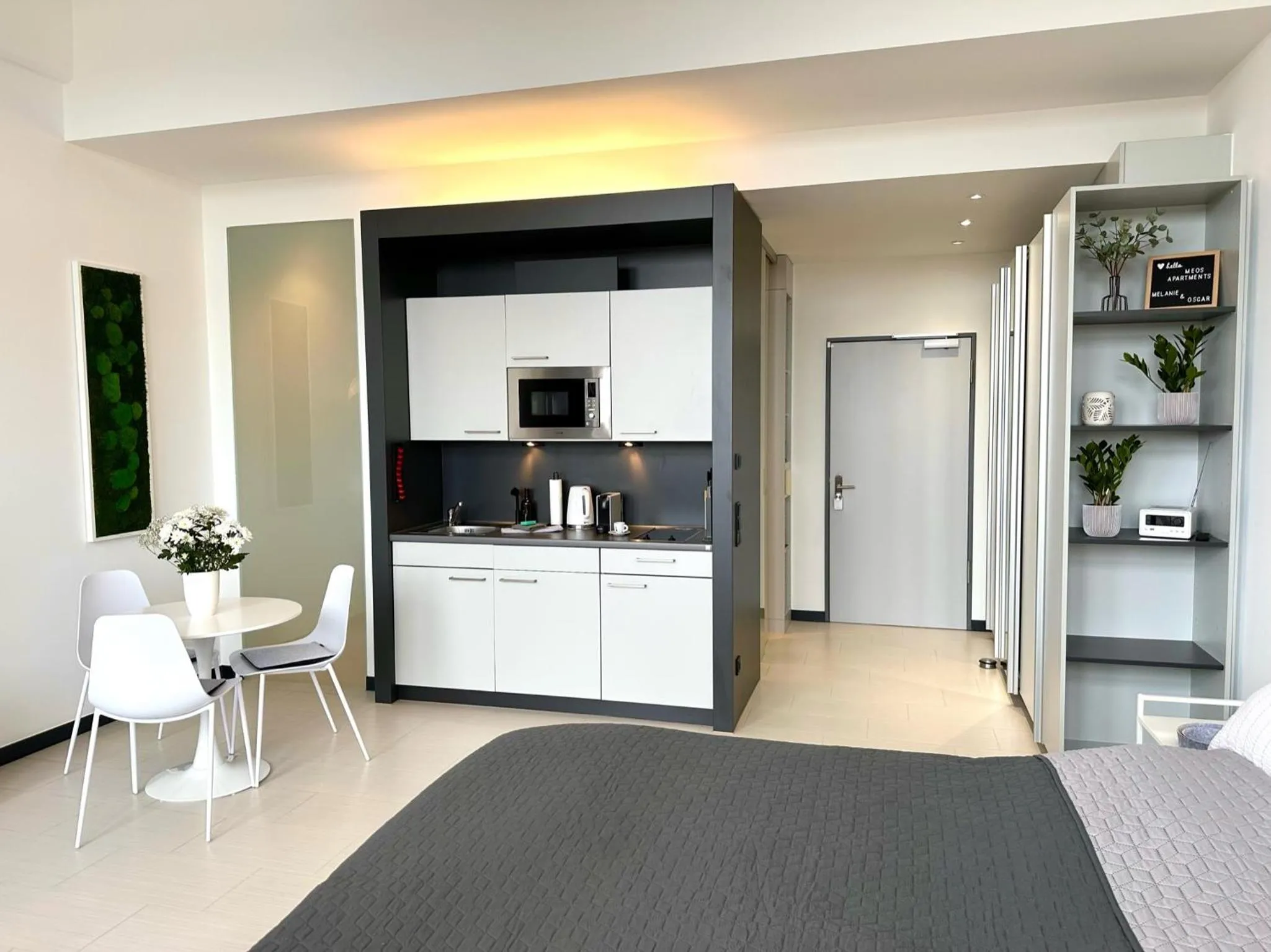 Kitchen or kitchenette in MEOS 1 -Zentrum-Balkon-Parkplatz-Gym-Uniklinik