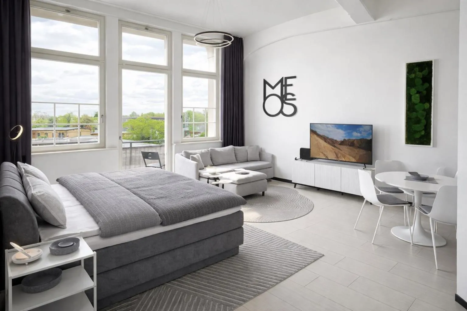 MEOS 1 -Zentrum-Balkon-Parkplatz-Gym-Uniklinik