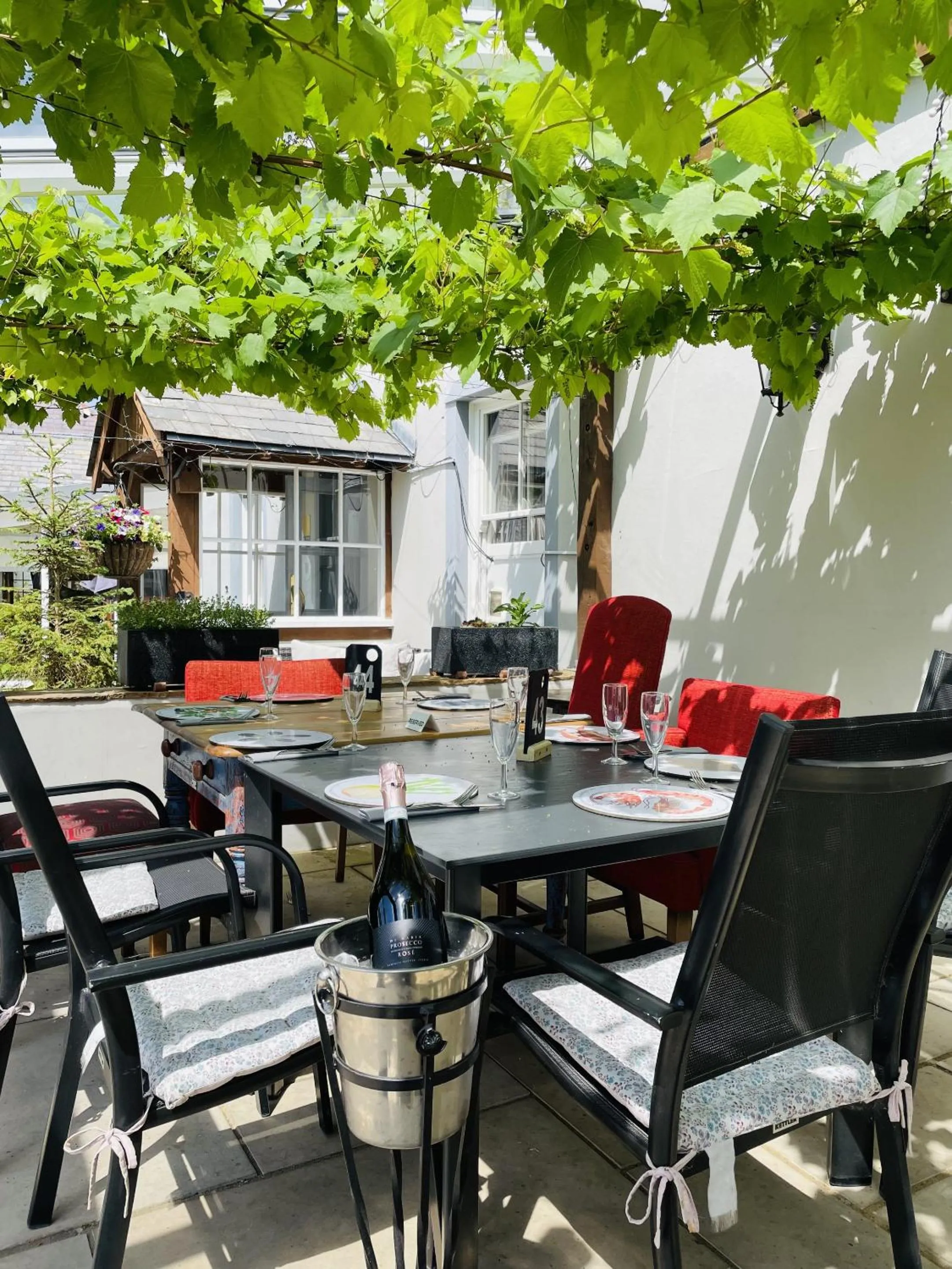 Other in The Greyhound Inn