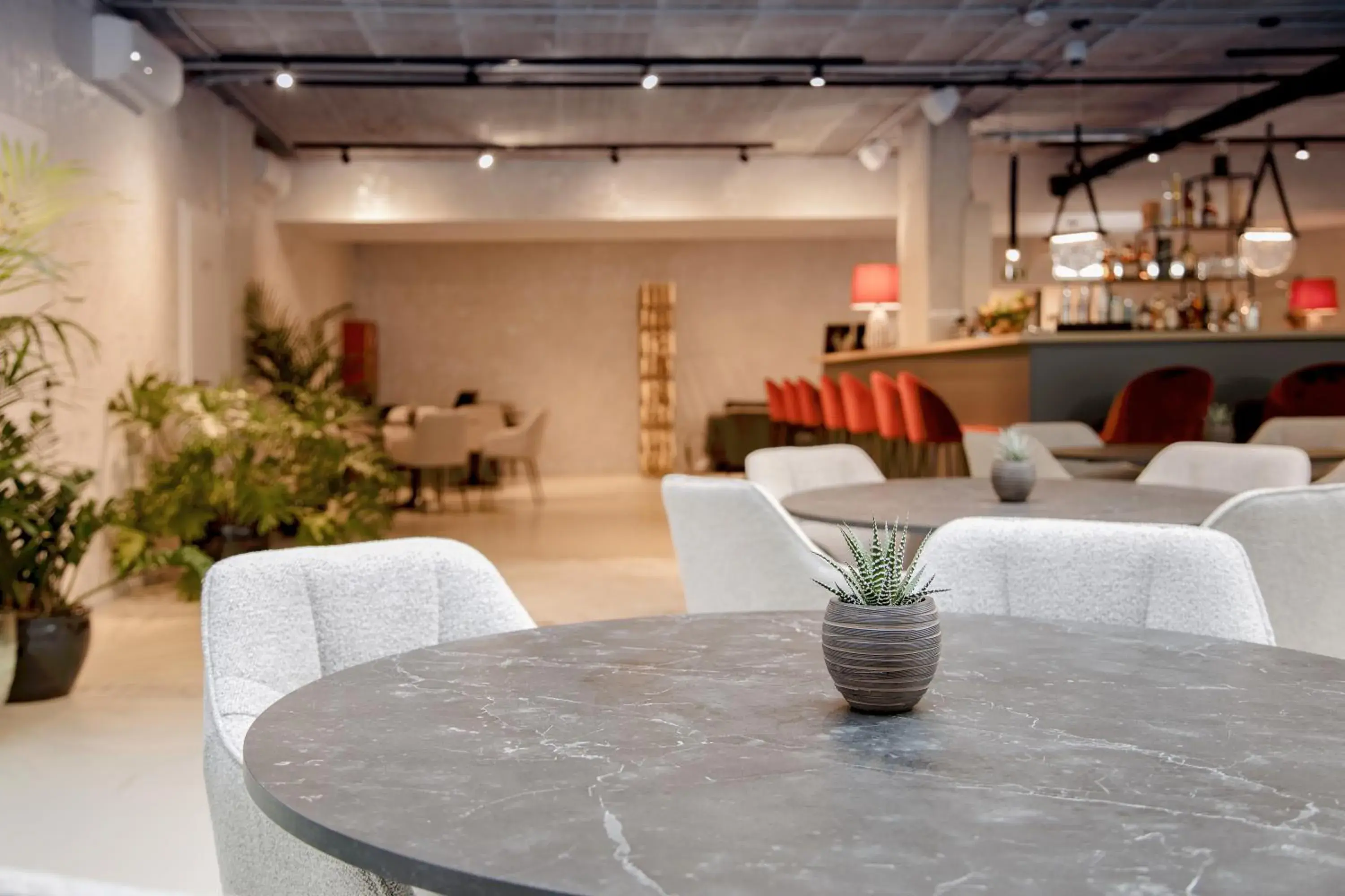 Breakfast in The Amberlyn Suite Hotel Breakfast in The Amberlyn Suite Hotel