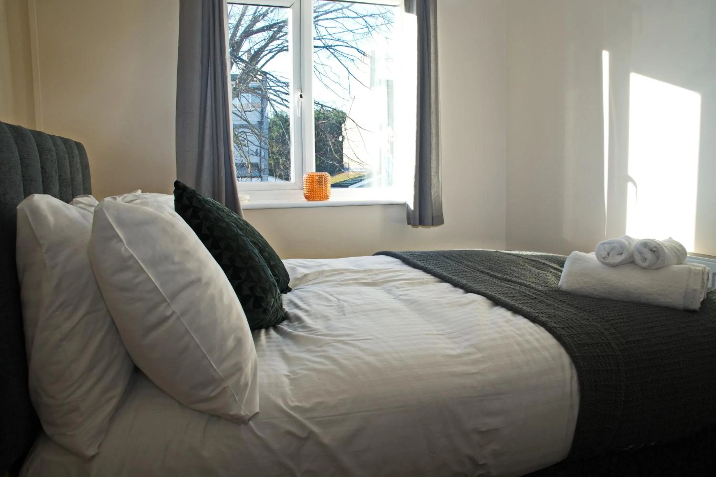 Bed in Host & Stay - Clacton Coastal Hideaway