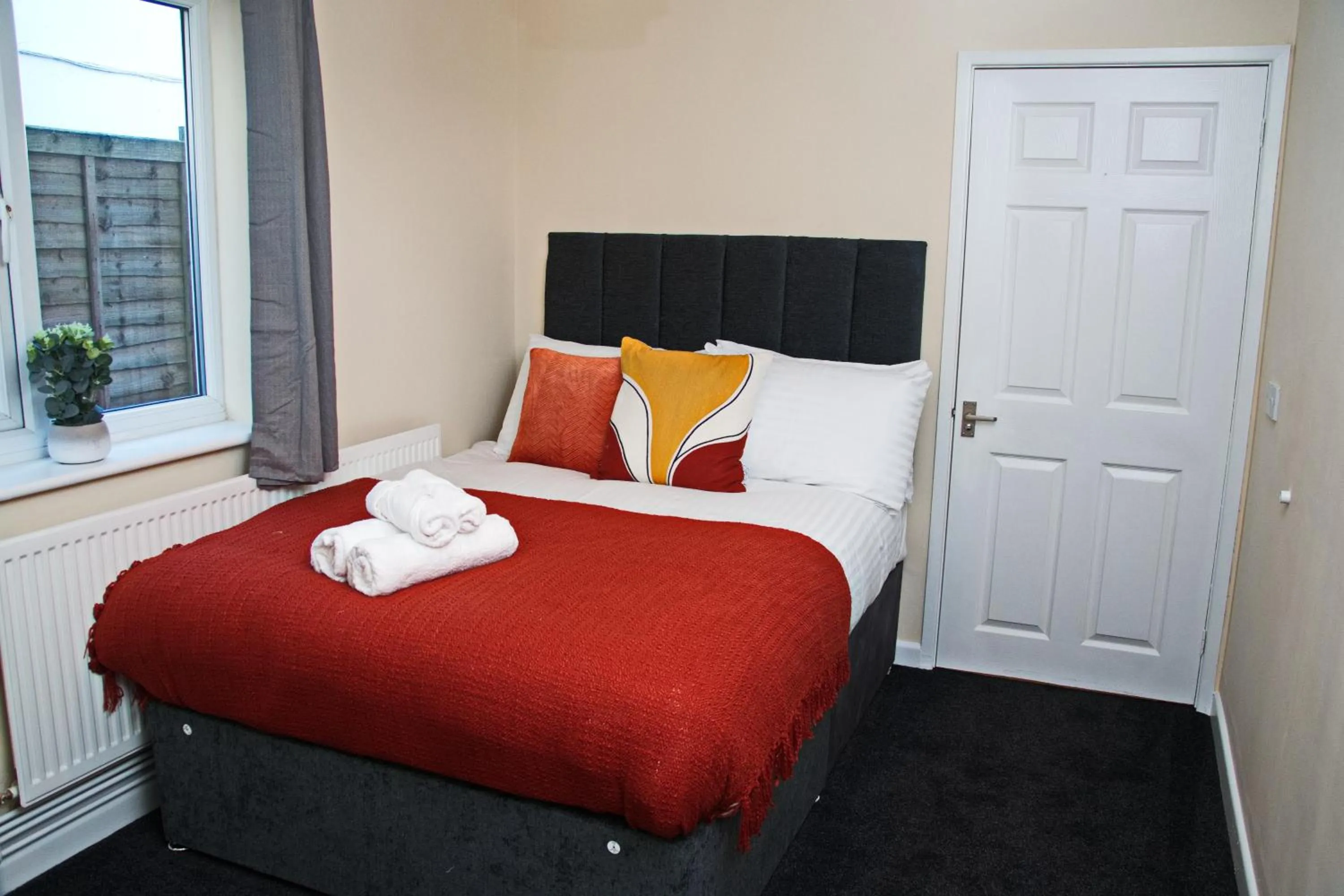 Bed in Host & Stay - Clacton Coastal Hideaway