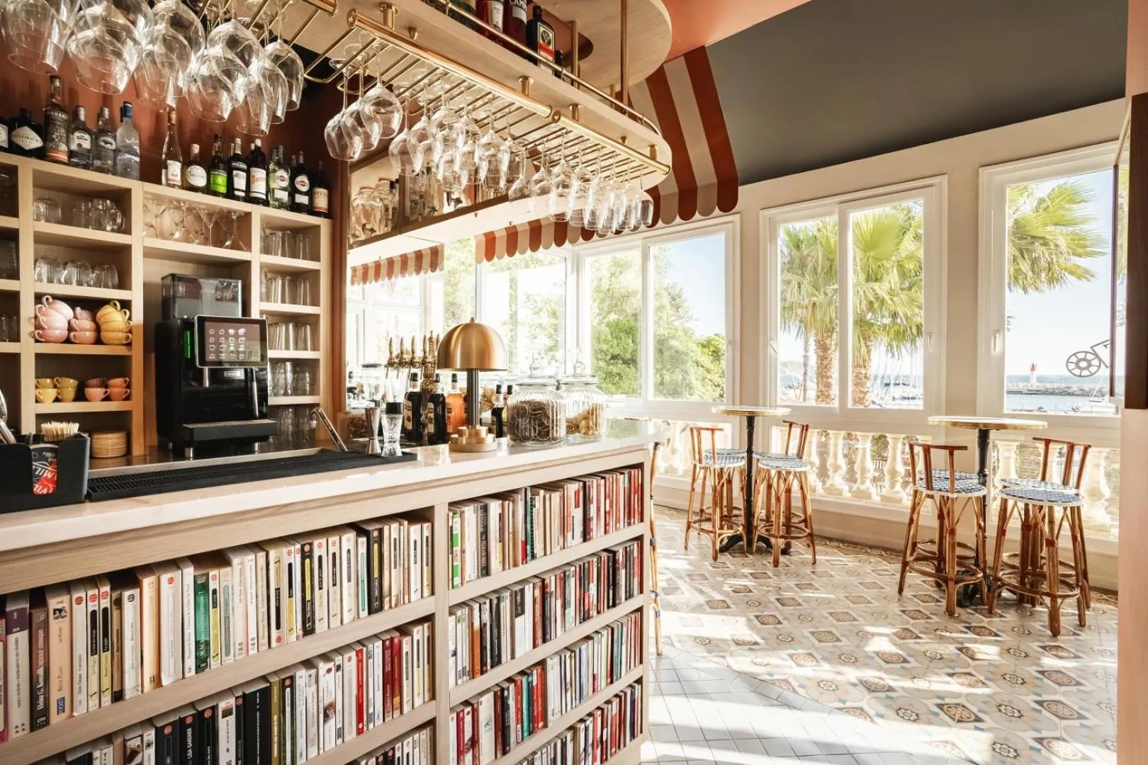 Lounge or bar in Villa Camille Hotel & Spa