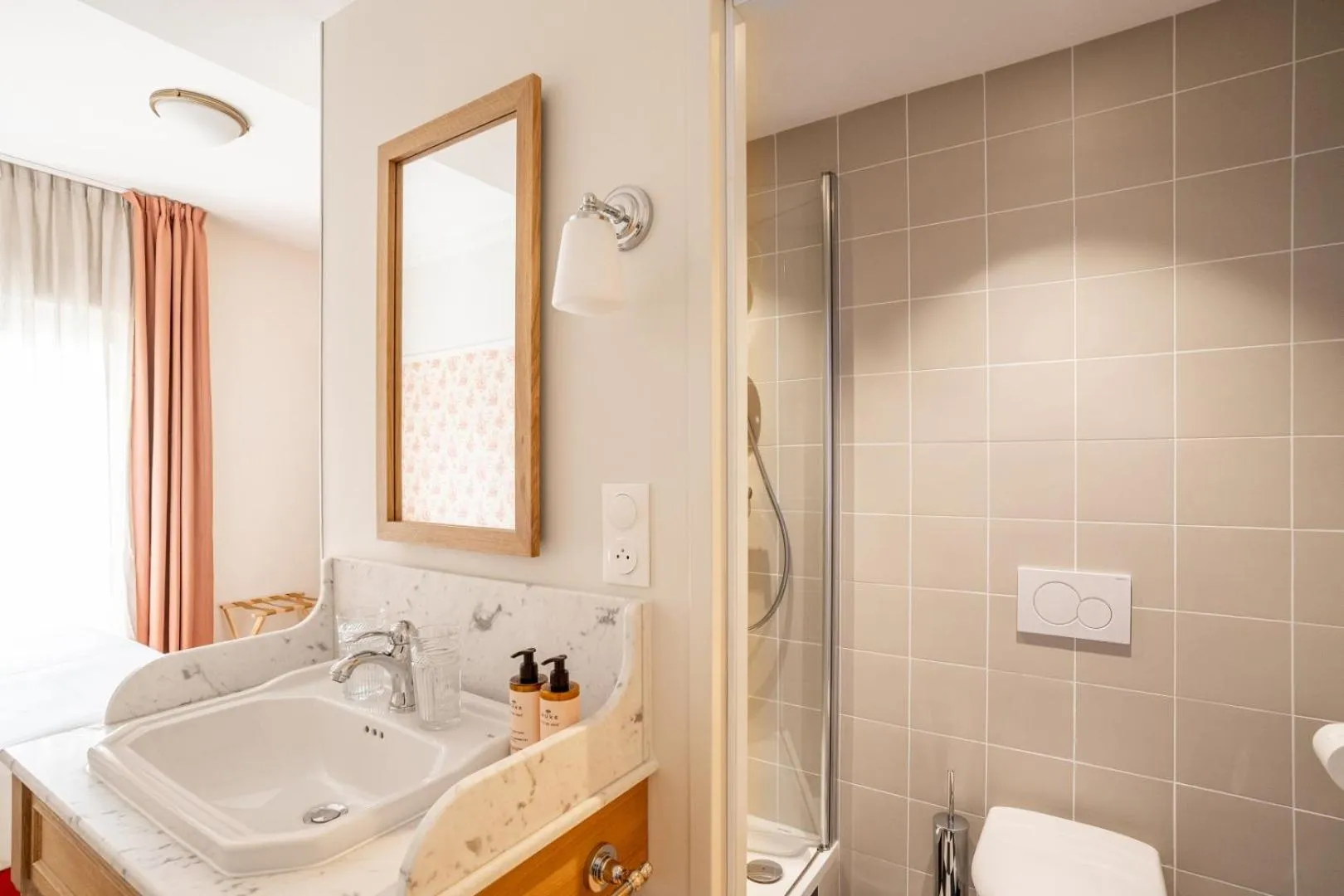 Bathroom in Villa Camille Hotel & Spa