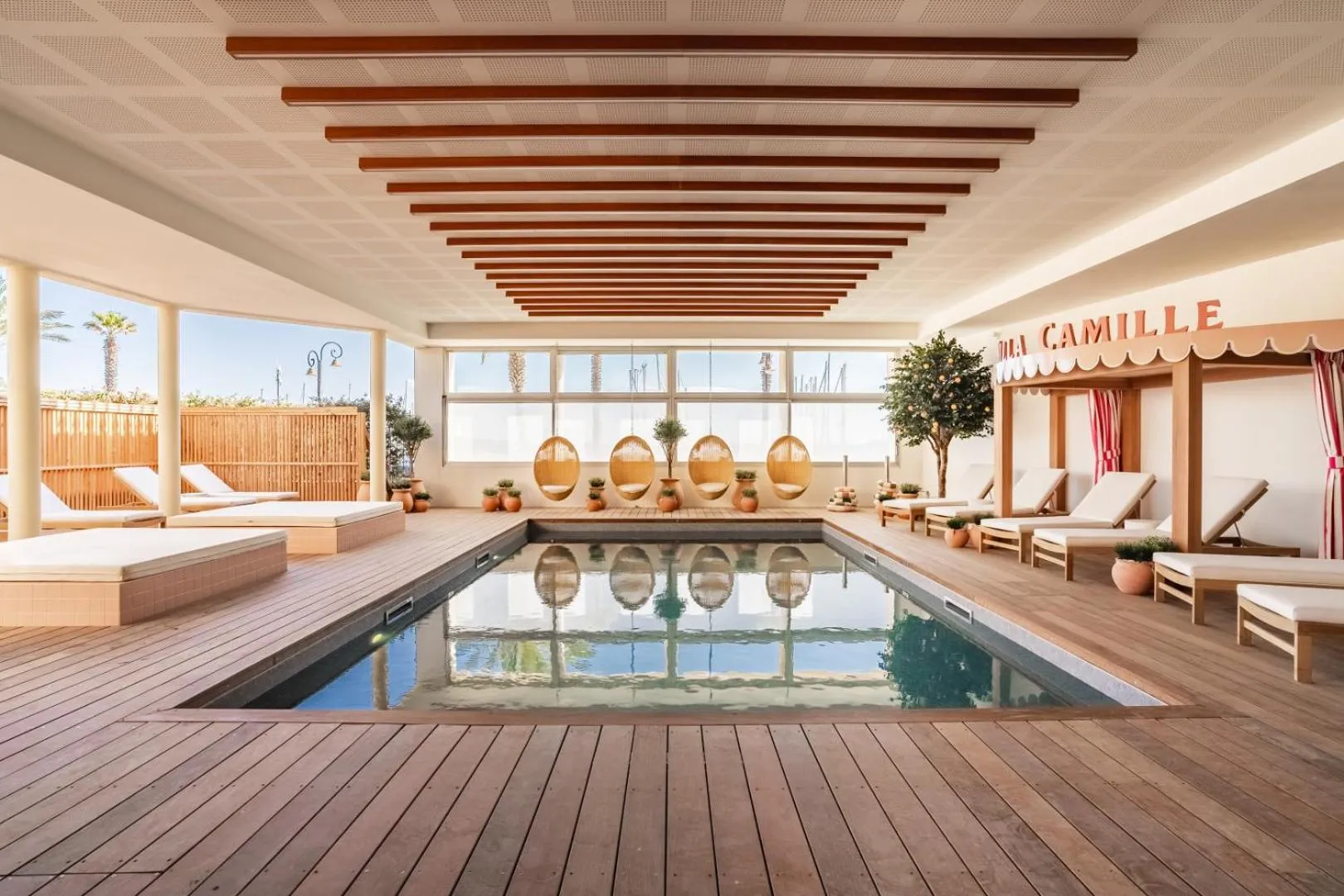 Swimming pool in Villa Camille Hotel & Spa