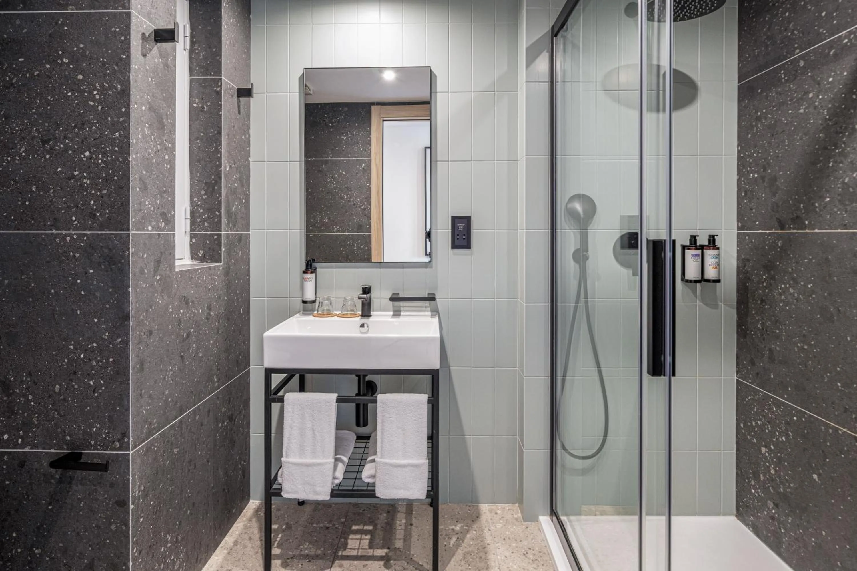 Shower in Mistral St. Julian’s Affiliated by Meliá